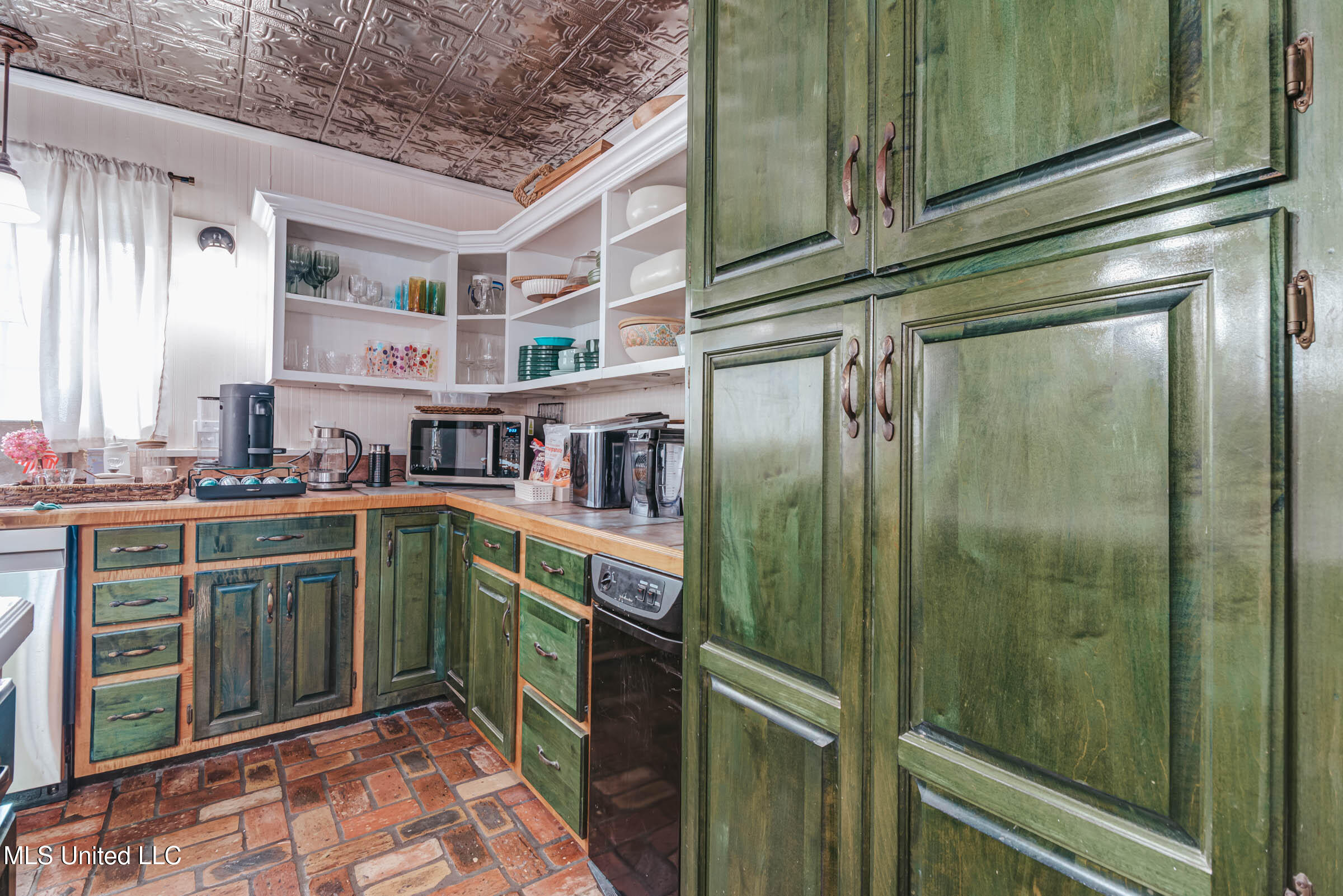 3016 Ed Parker Road Property Photo 17