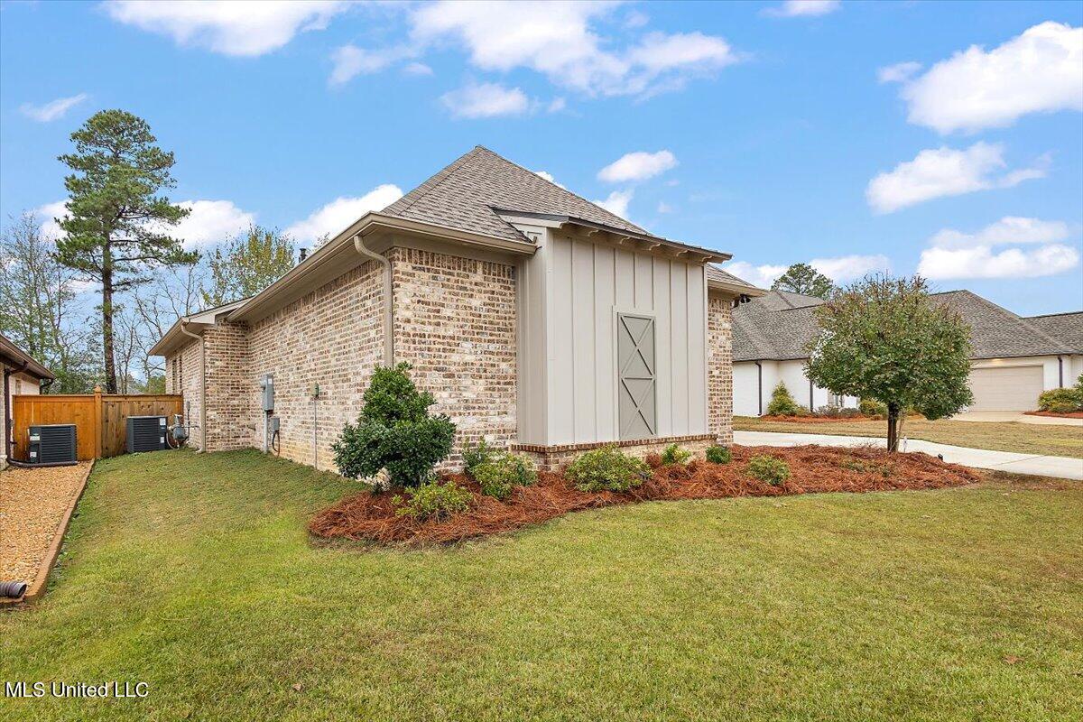 445 Brazos Drive Property Photo 2