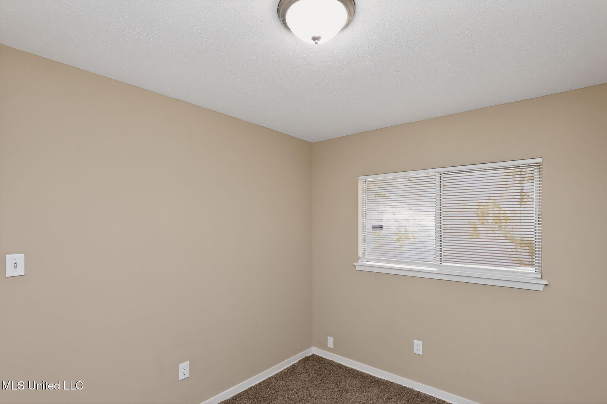 2446 Overbrook Drive Property Photo 13