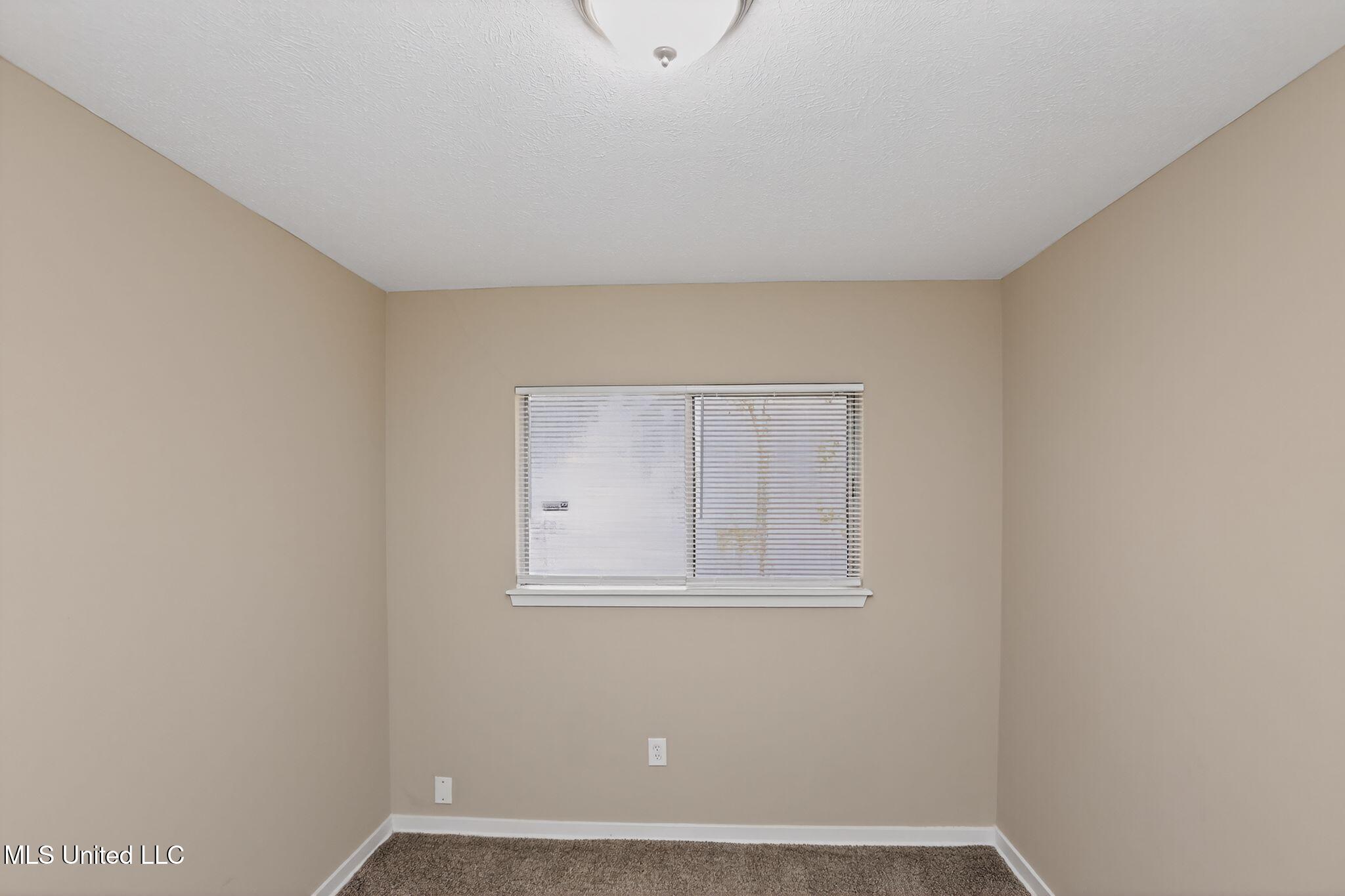 2446 Overbrook Drive Property Photo 16