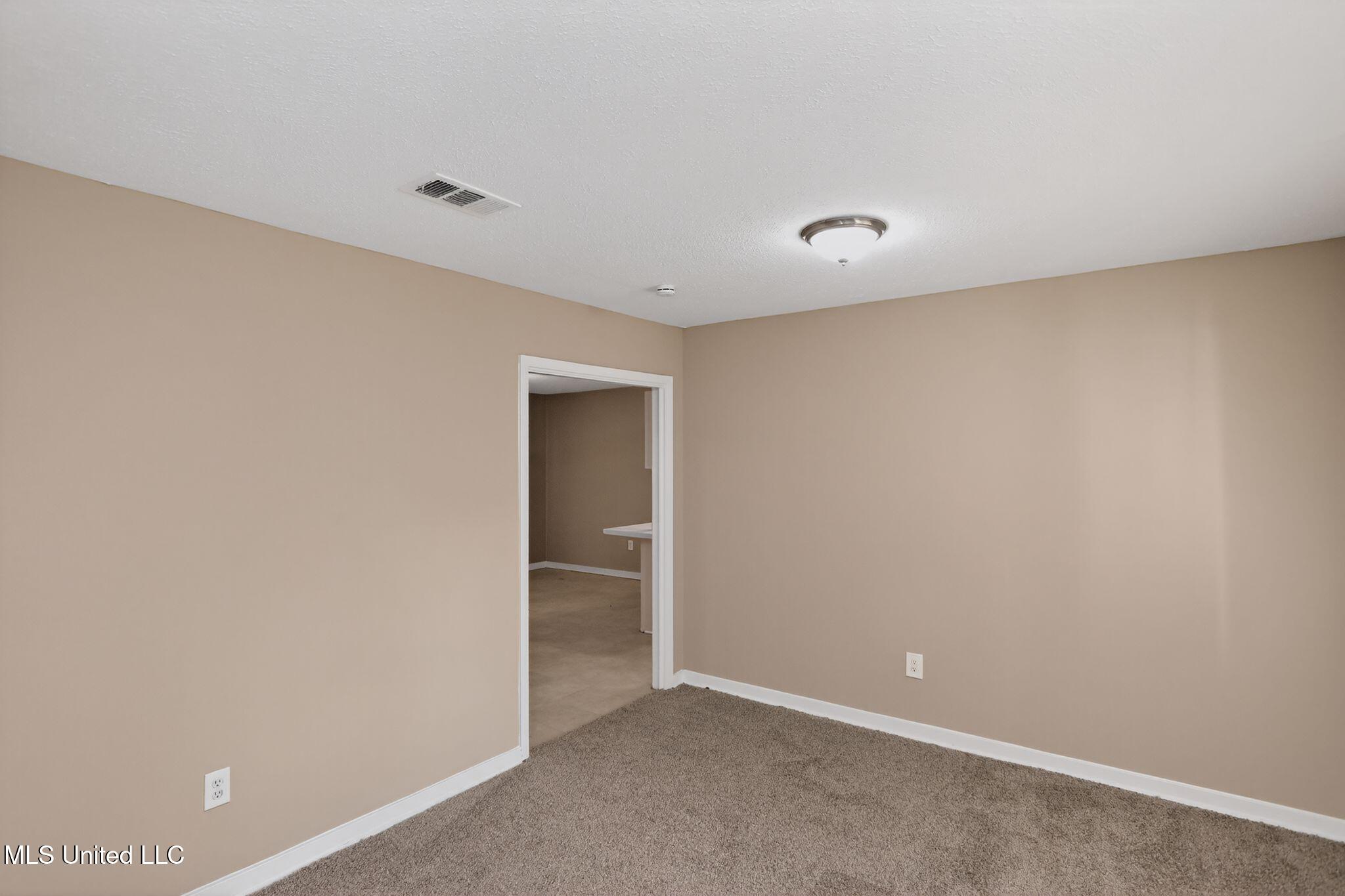 2446 Overbrook Drive Property Photo 17