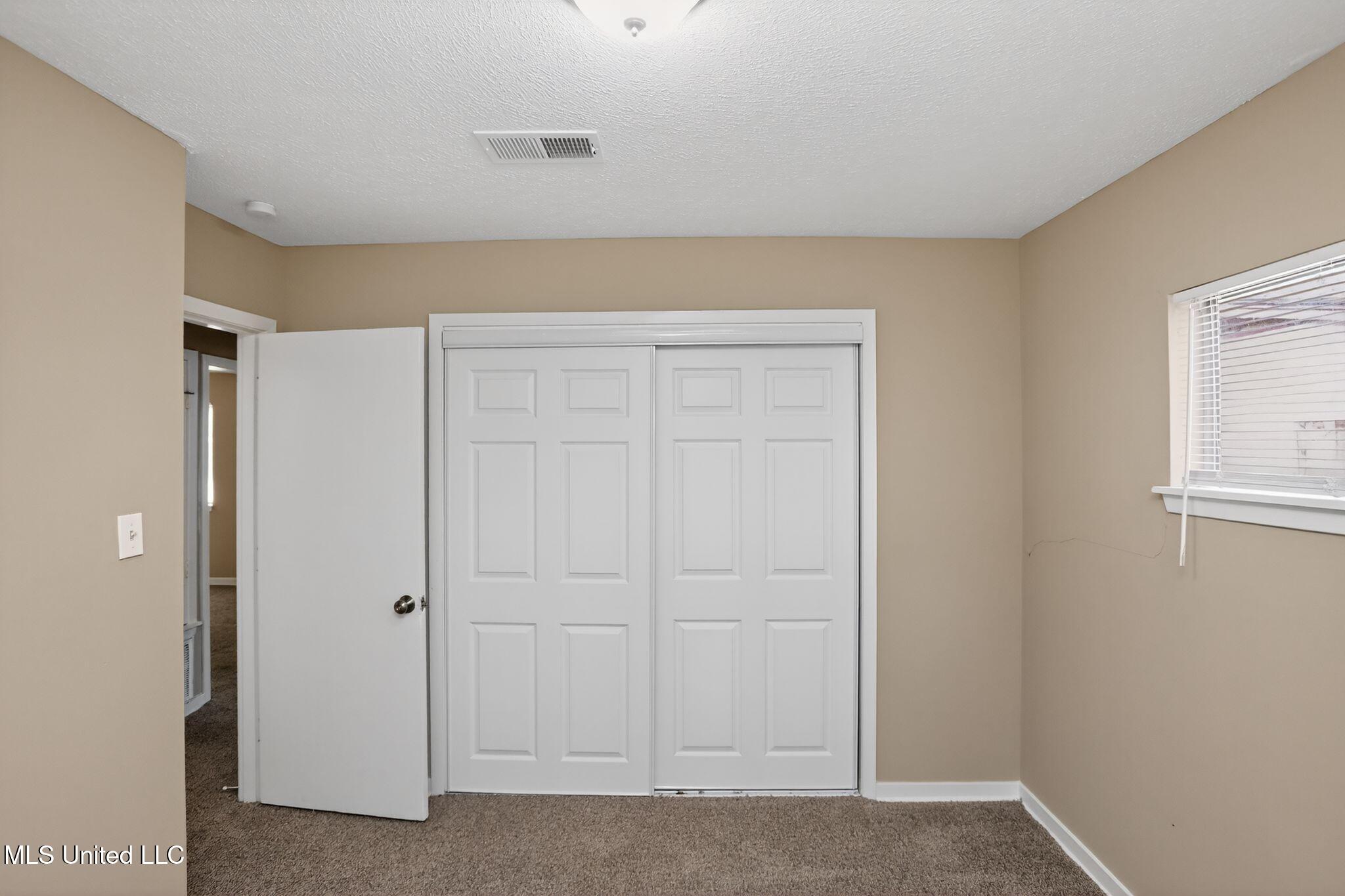 2446 Overbrook Drive Property Photo 25