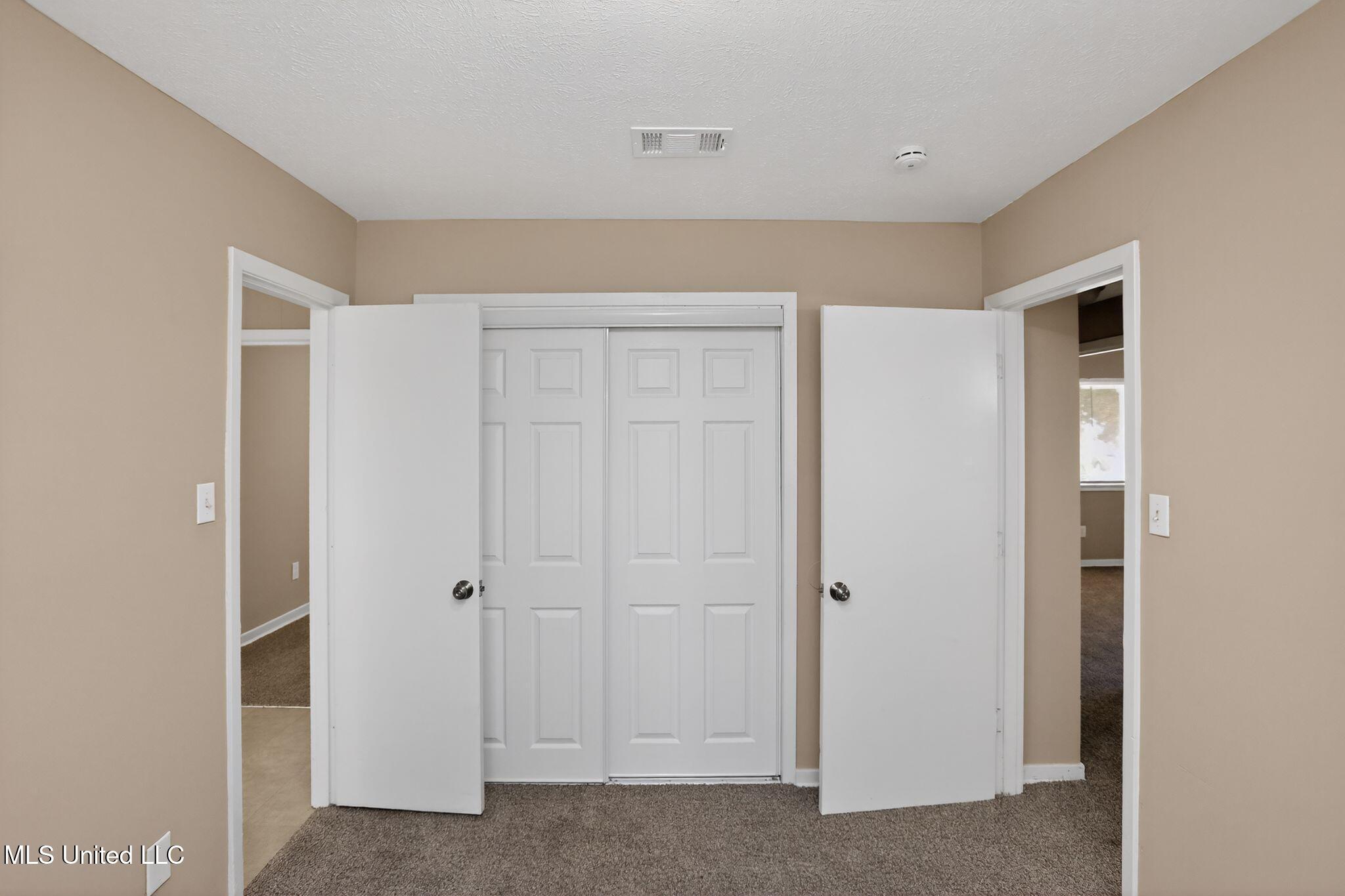 2446 Overbrook Drive Property Photo 26