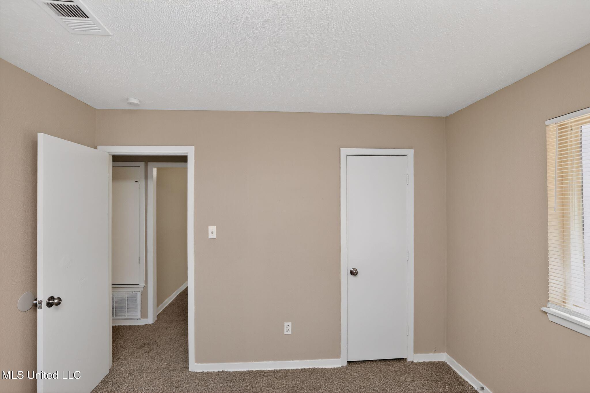 2446 Overbrook Drive Property Photo 27