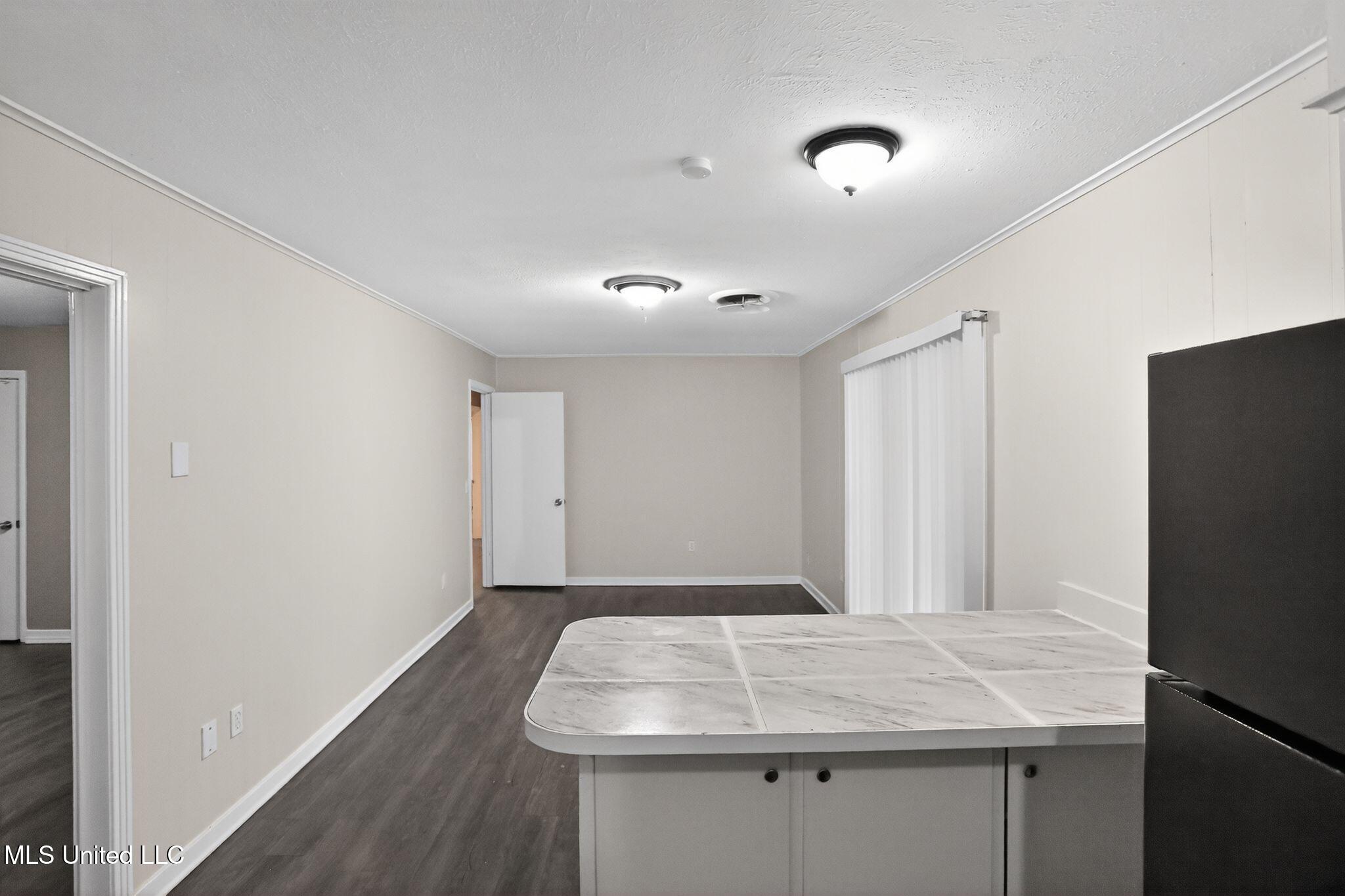 5742 Wildflower Drive Property Photo 7