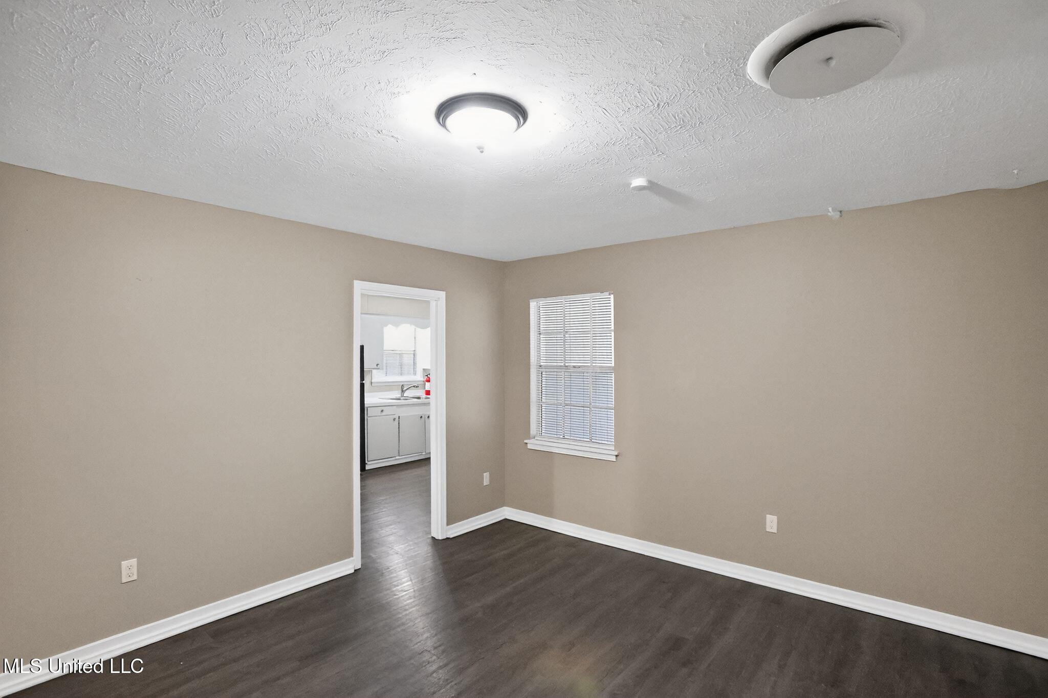 5742 Wildflower Drive Property Photo 14
