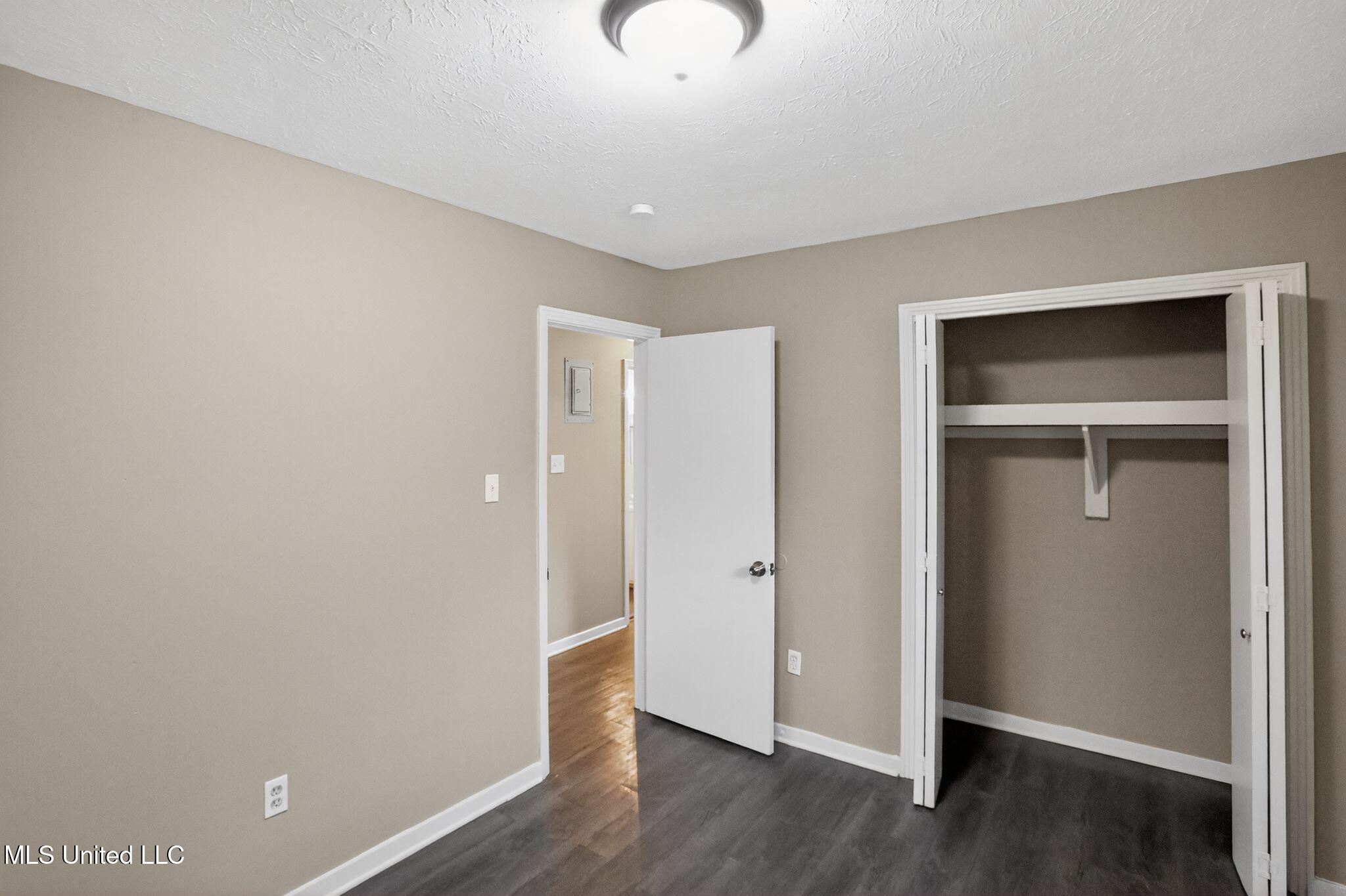 5742 Wildflower Drive Property Photo 19