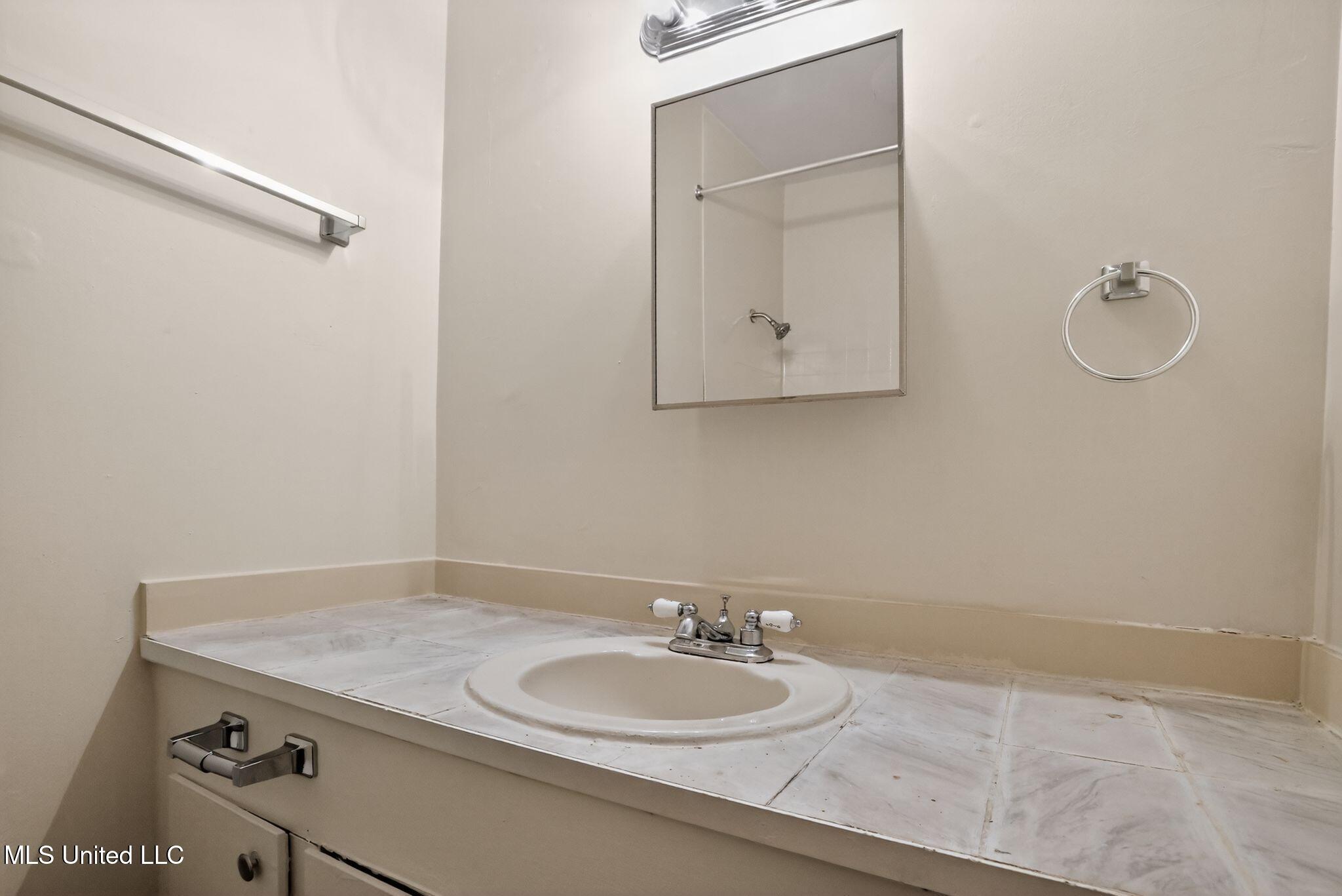 5742 Wildflower Drive Property Photo 32