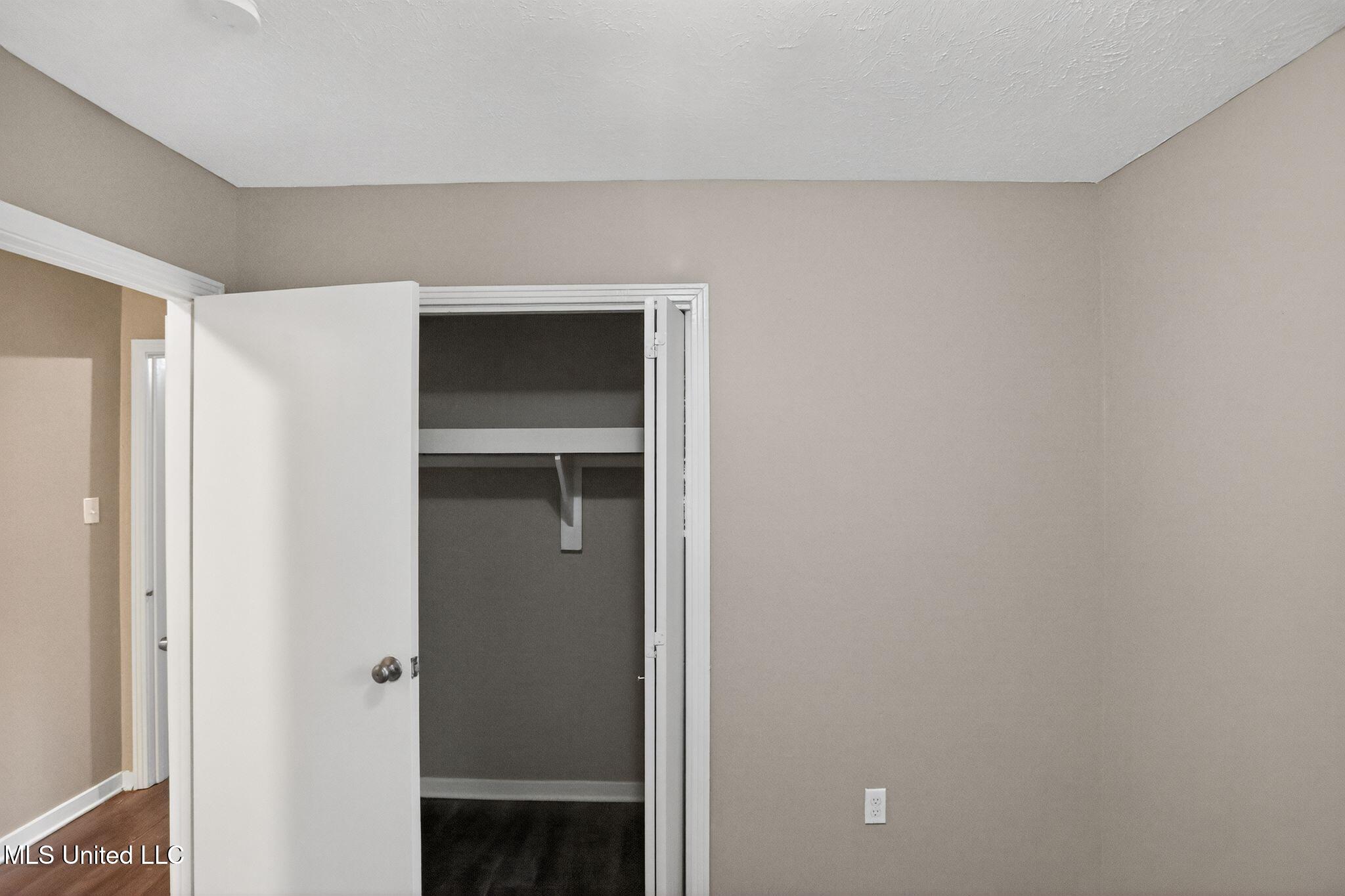 5742 Wildflower Drive Property Photo 34