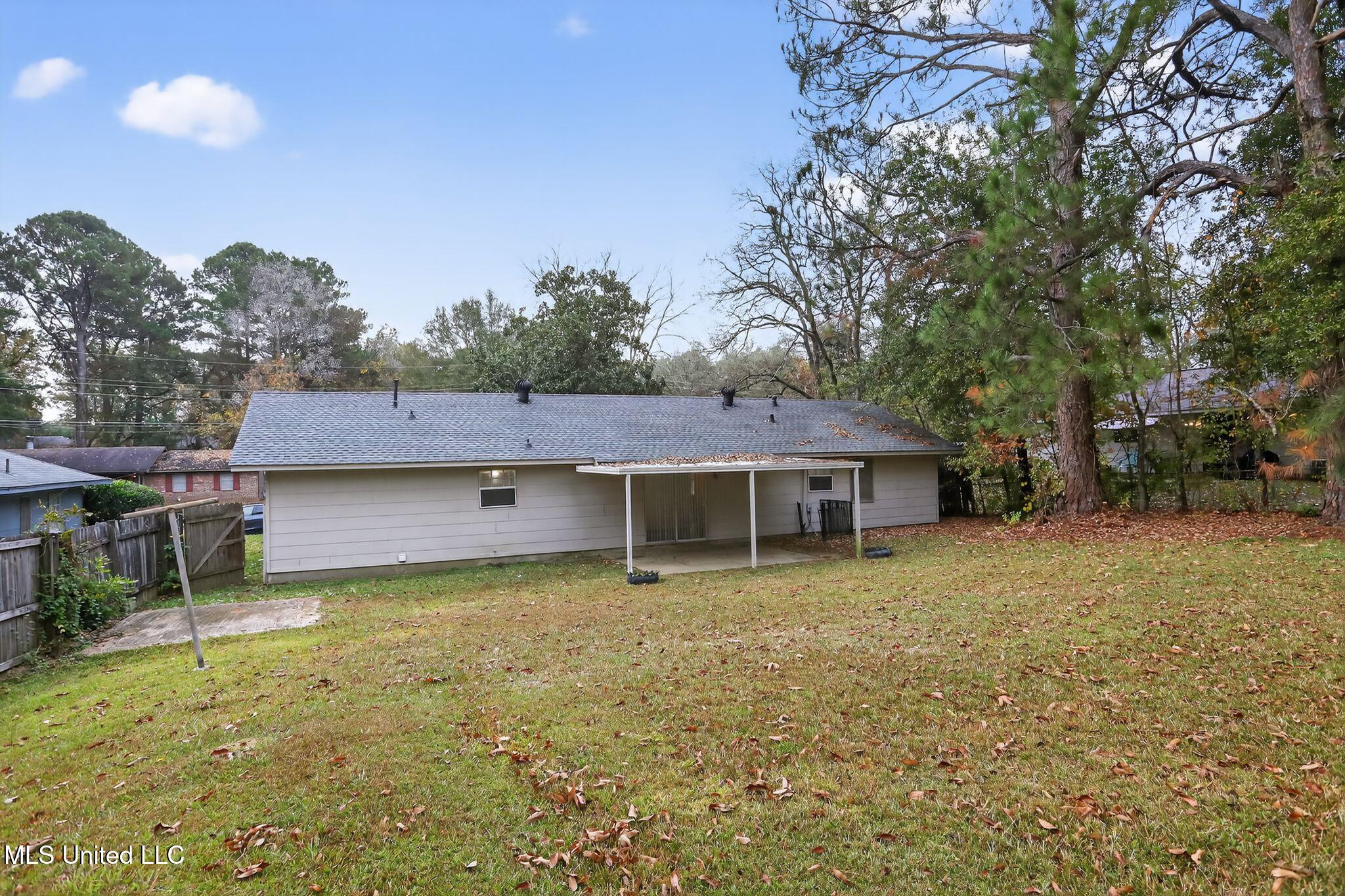 5742 Wildflower Drive Property Photo 37