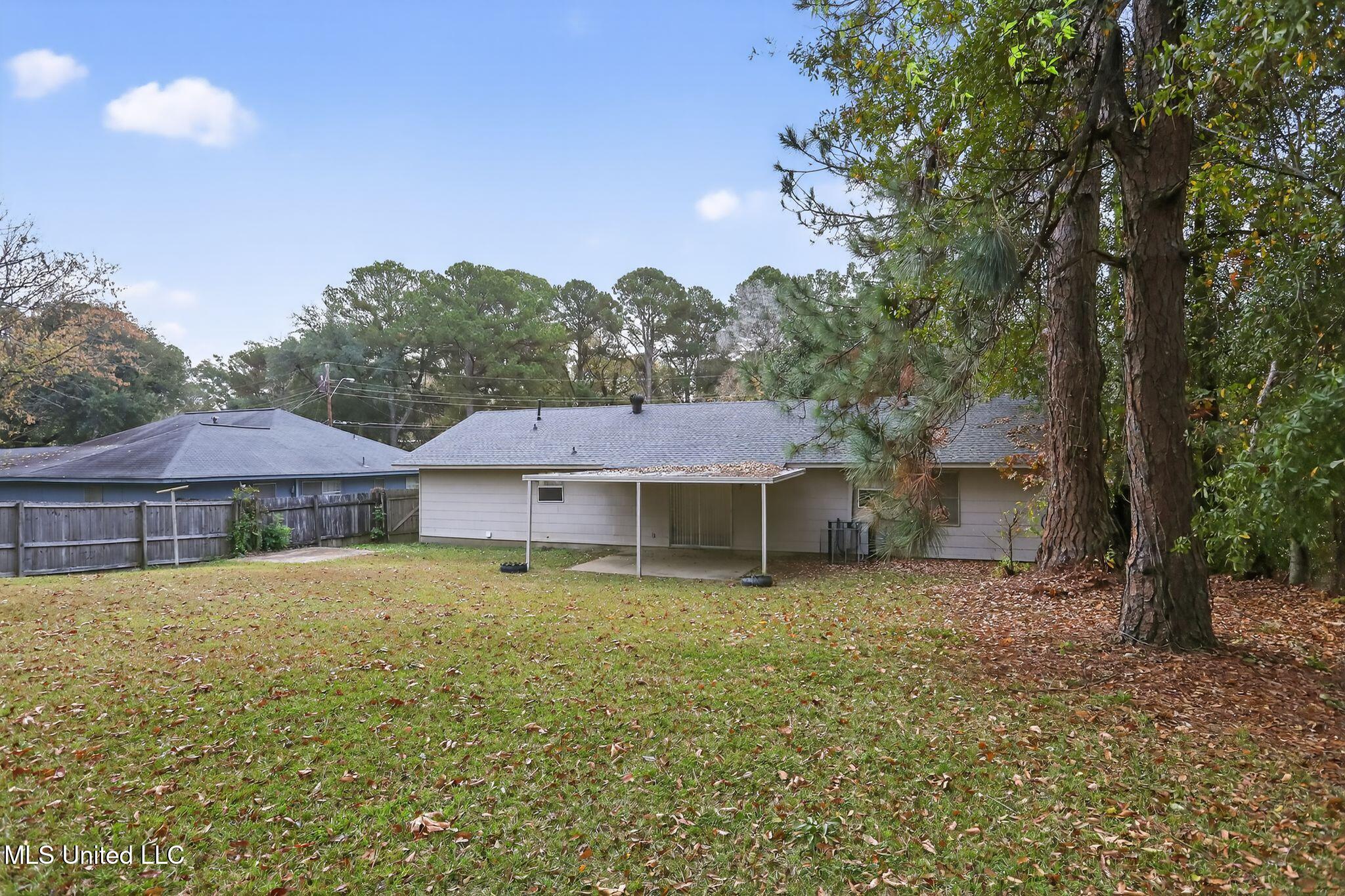 5742 Wildflower Drive Property Photo 40