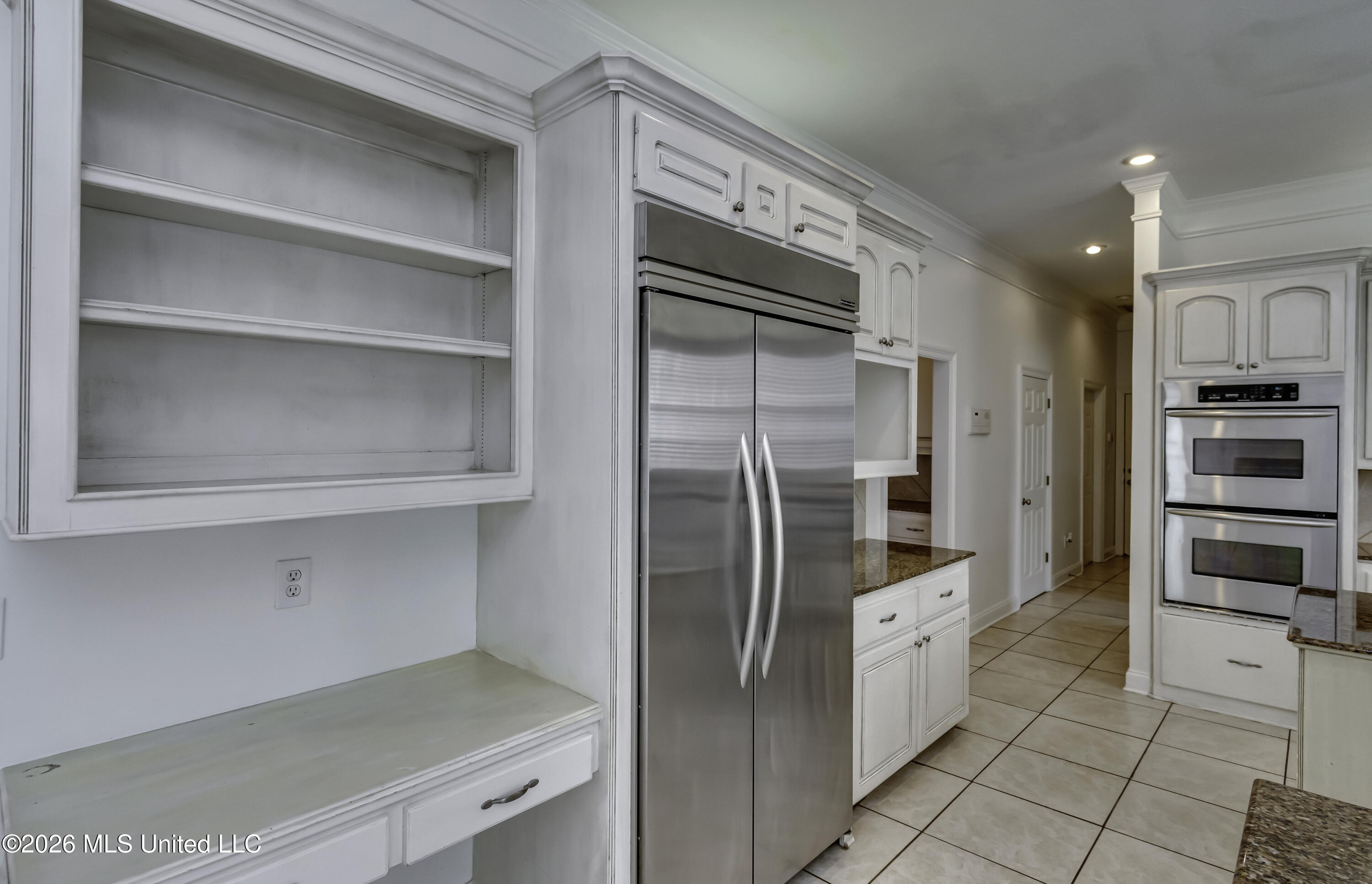 401 Kingsbridge Road Property Photo 27