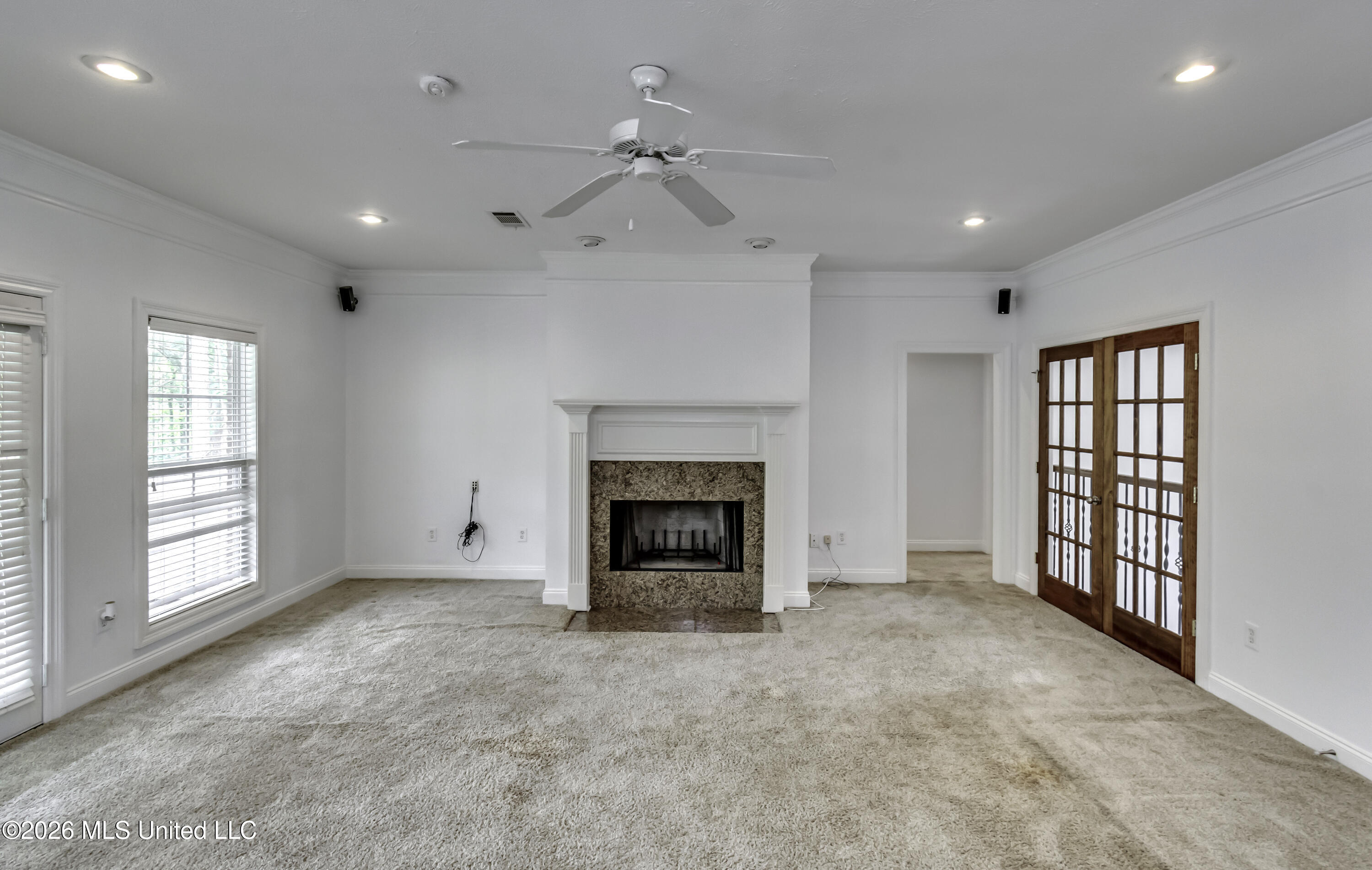 401 Kingsbridge Road Property Photo 57