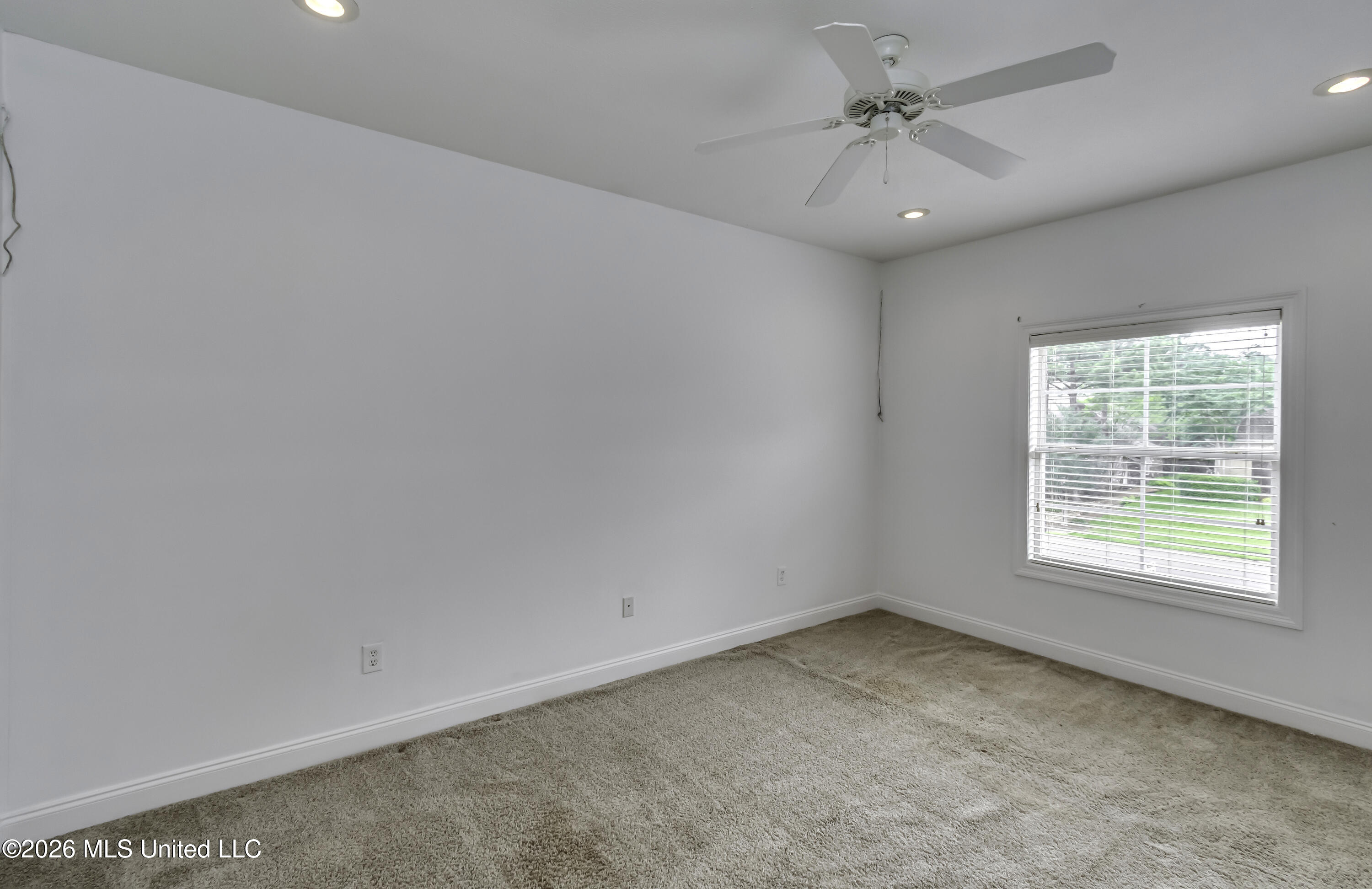 401 Kingsbridge Road Property Photo 73