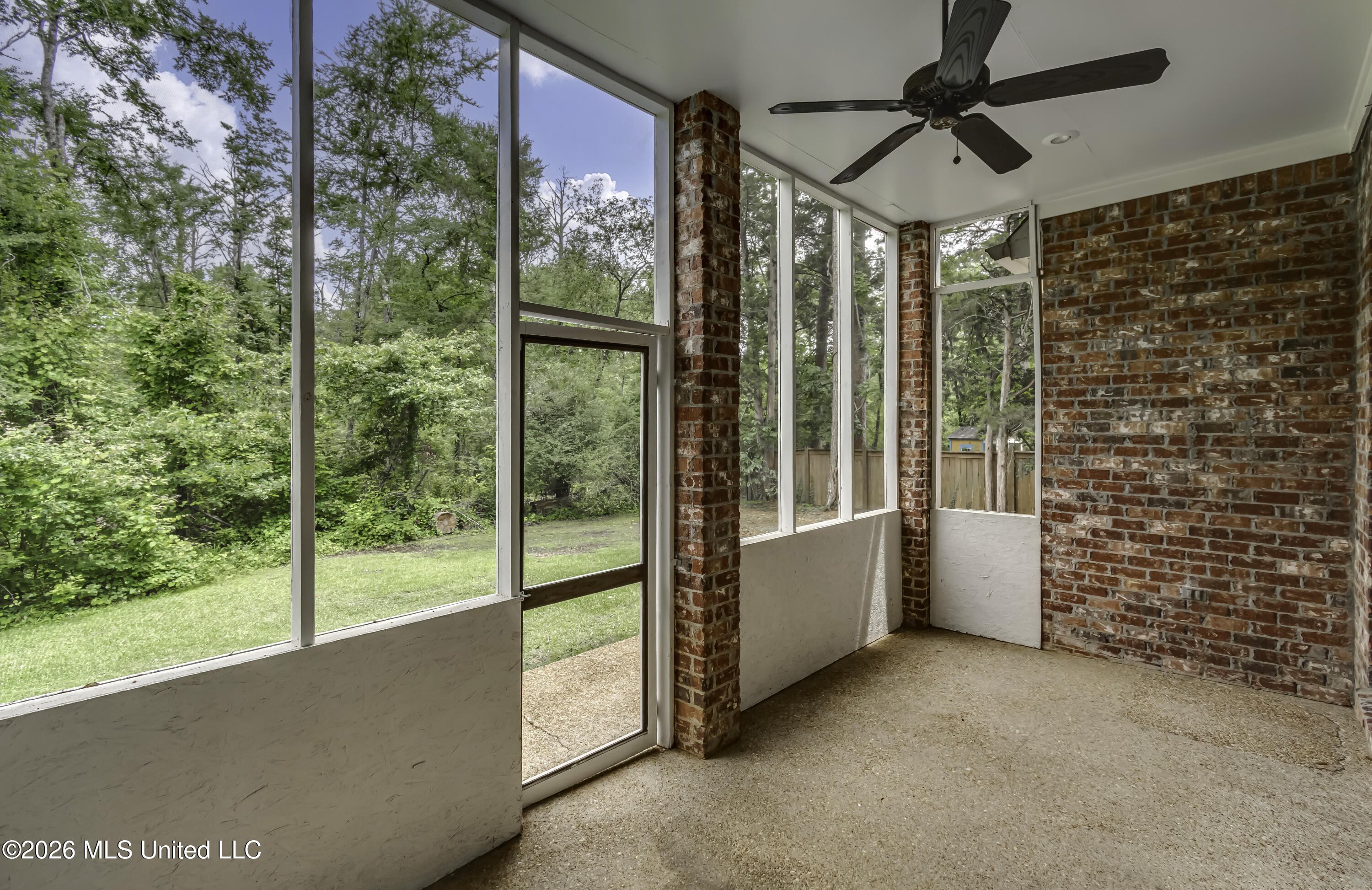401 Kingsbridge Road Property Photo 83
