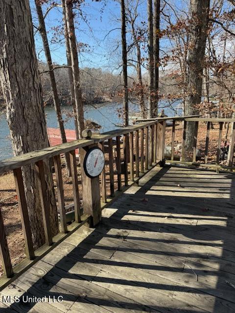 908 Lakeview Drive Property Photo 10