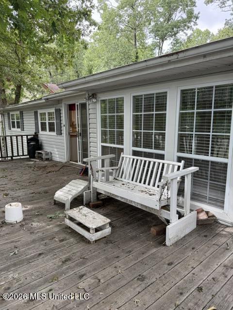 908 Lakeview Drive Property Photo 34