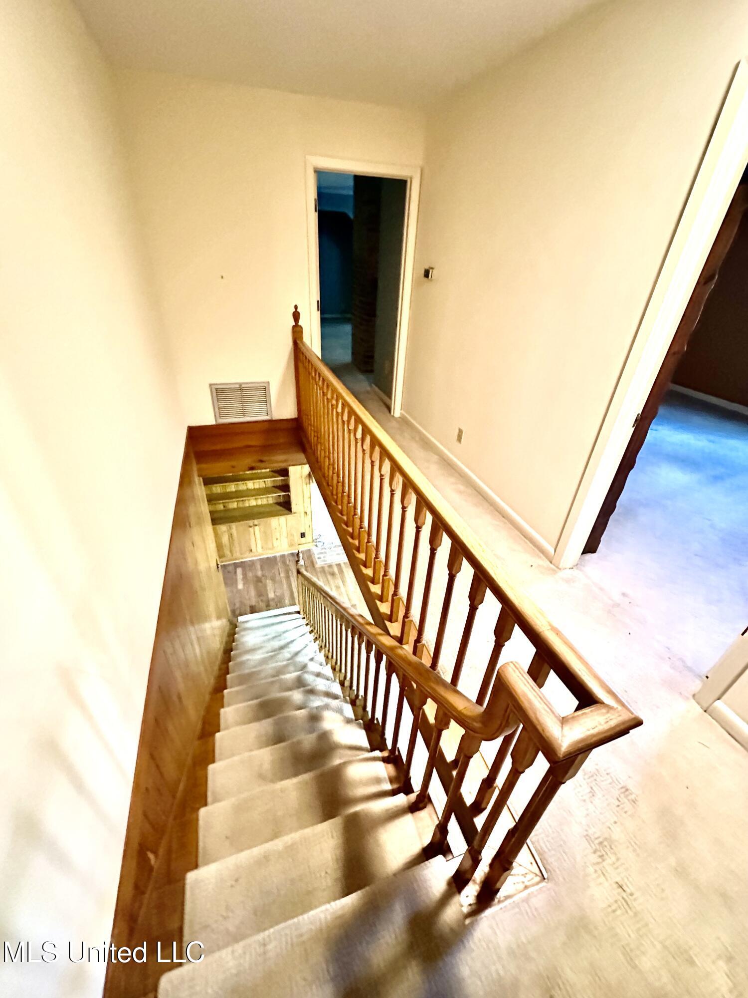 400 Charles Street Property Photo 21