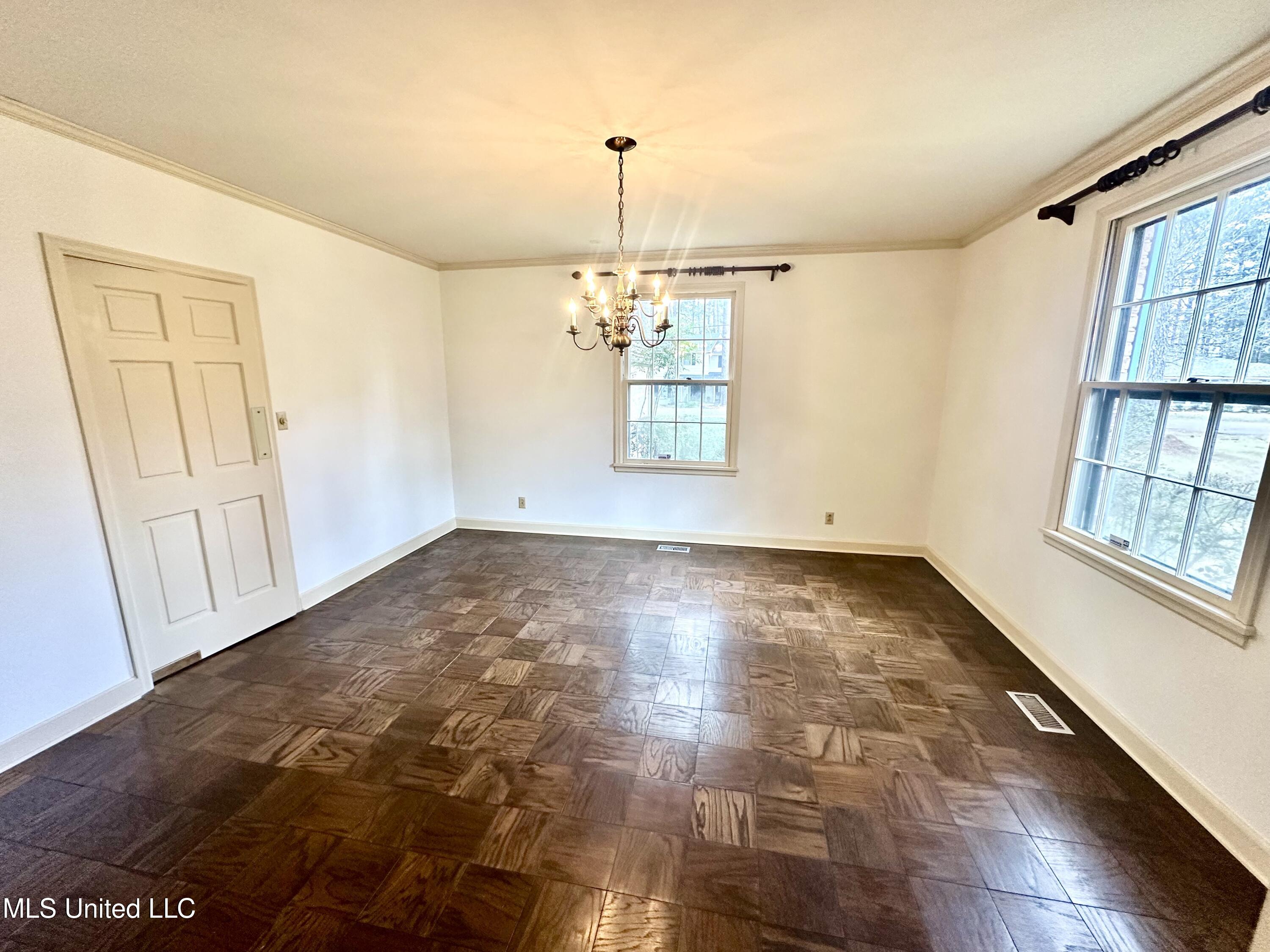 400 Charles Street Property Photo 43