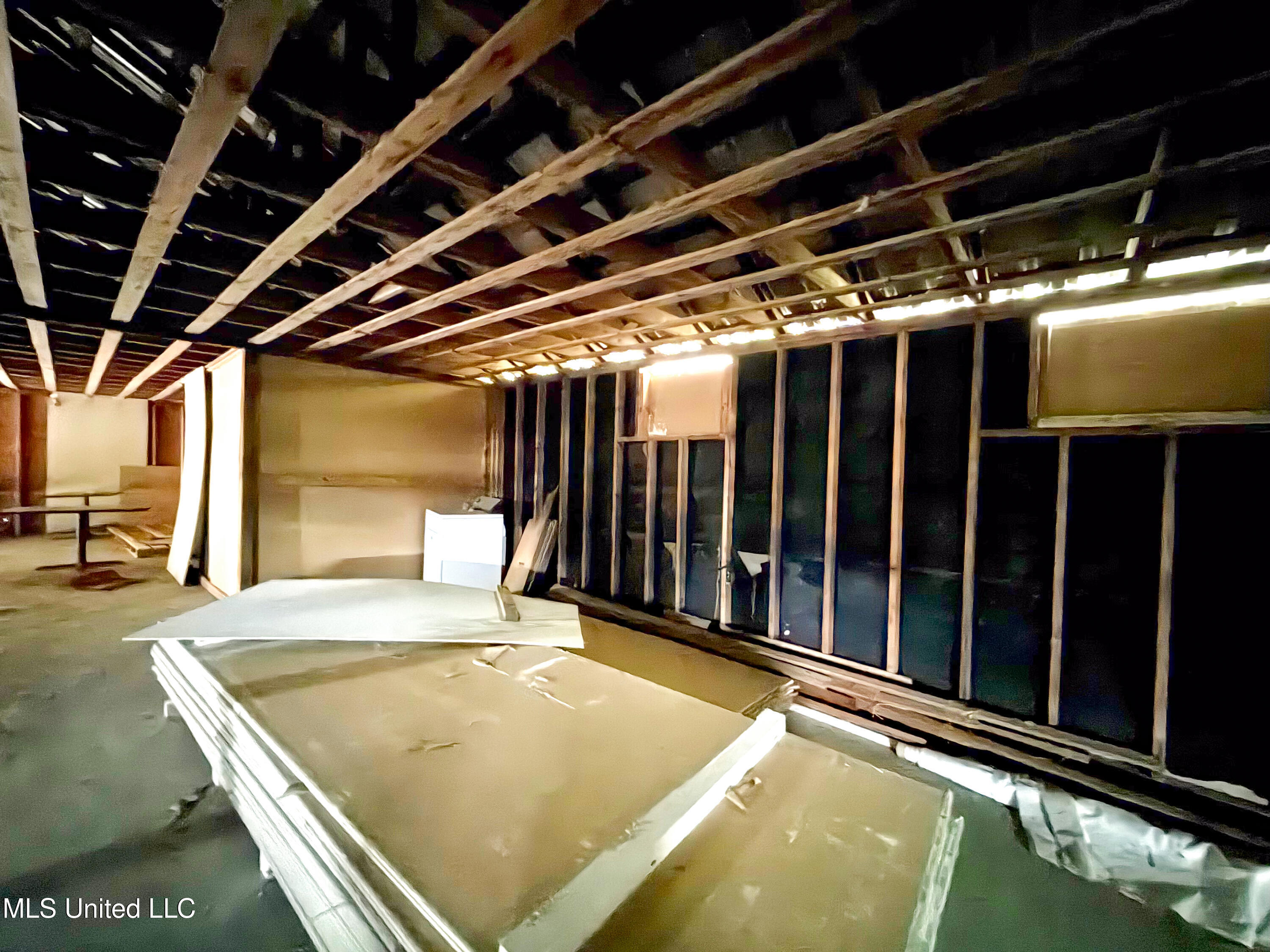 511 Division Street Property Photo 2