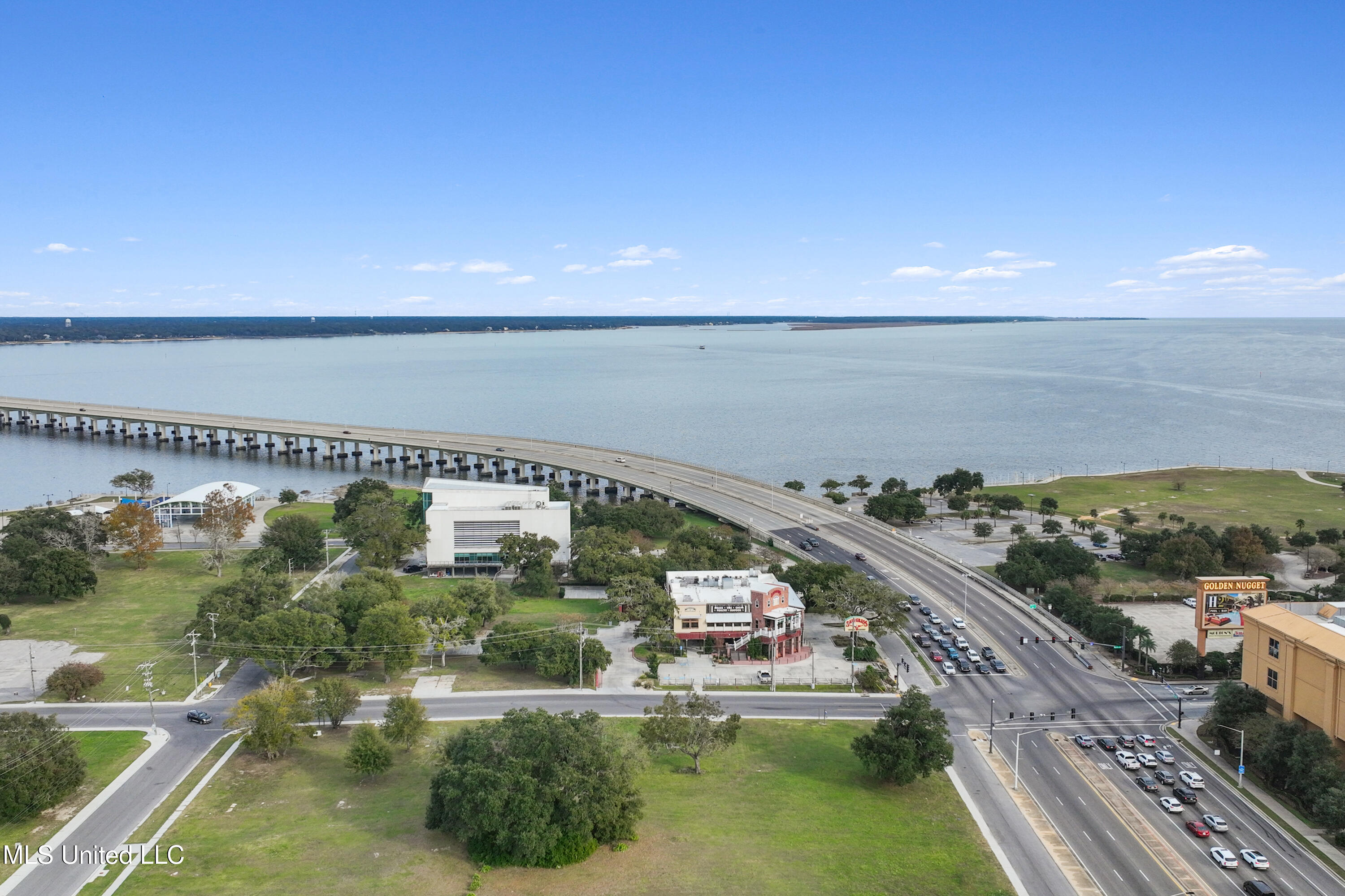 164 Beach Blvd. Property Photo 1