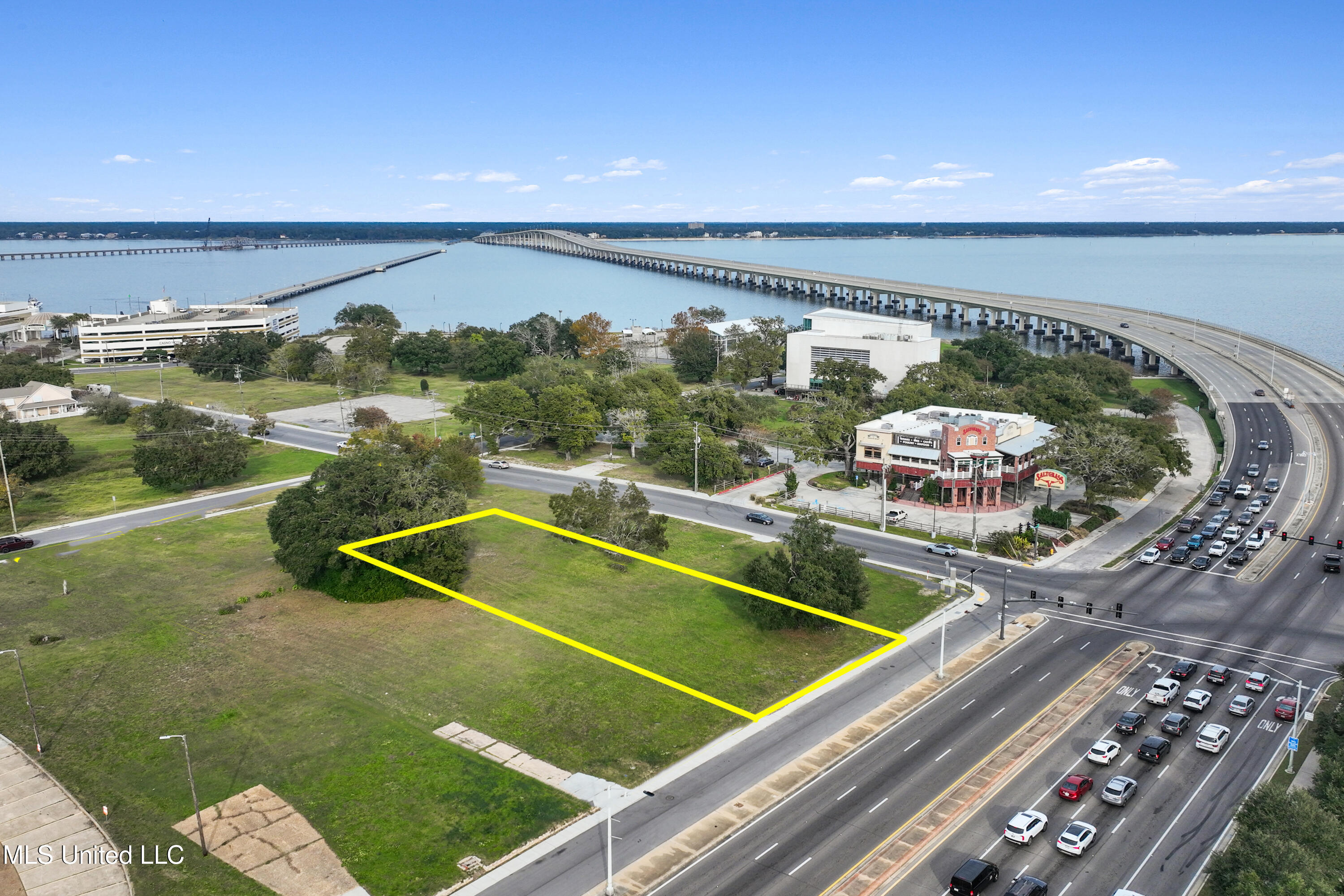 164 Beach Blvd. Property Photo 10