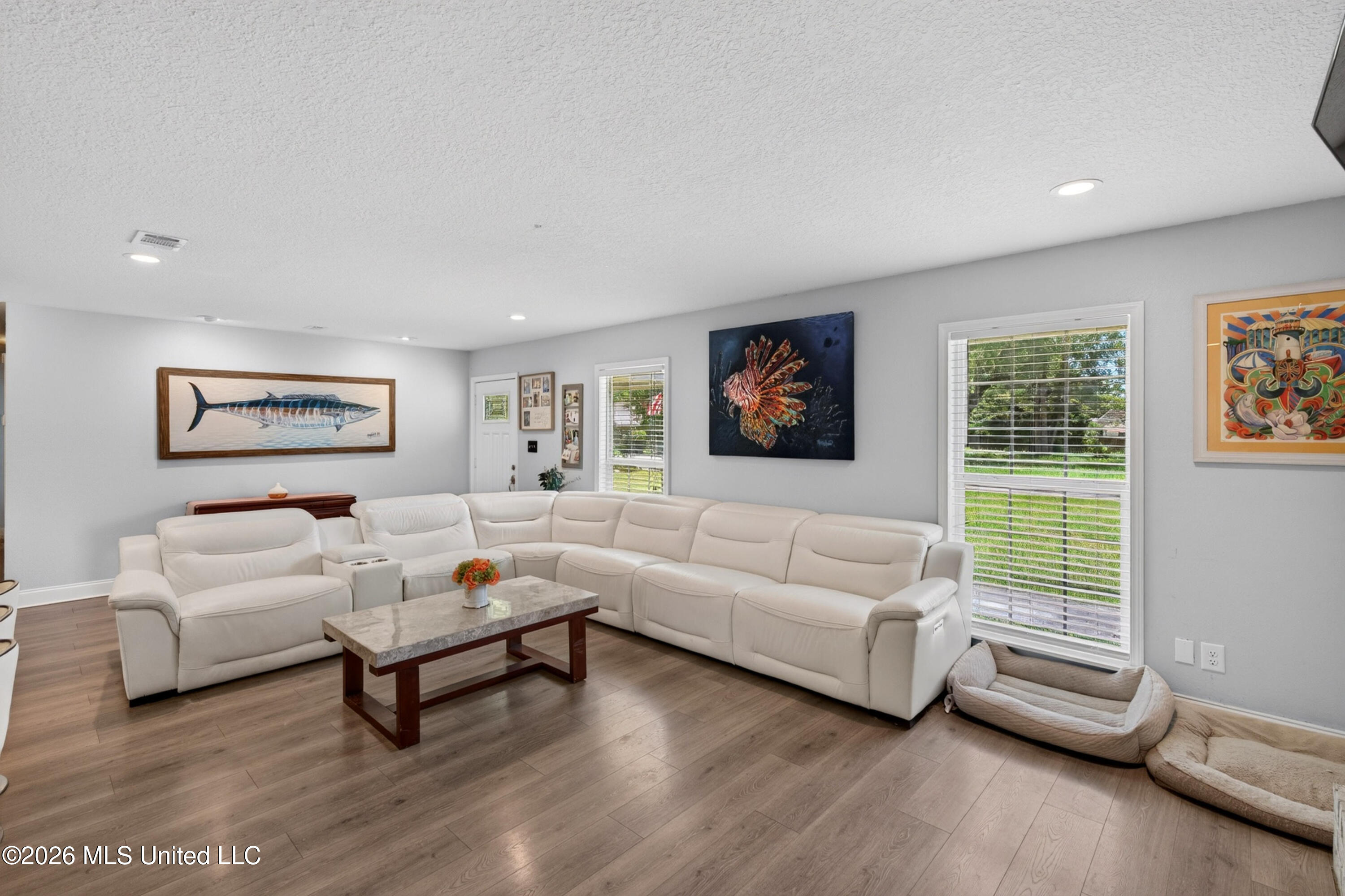 10415 Pin Oak Drive Property Photo 10