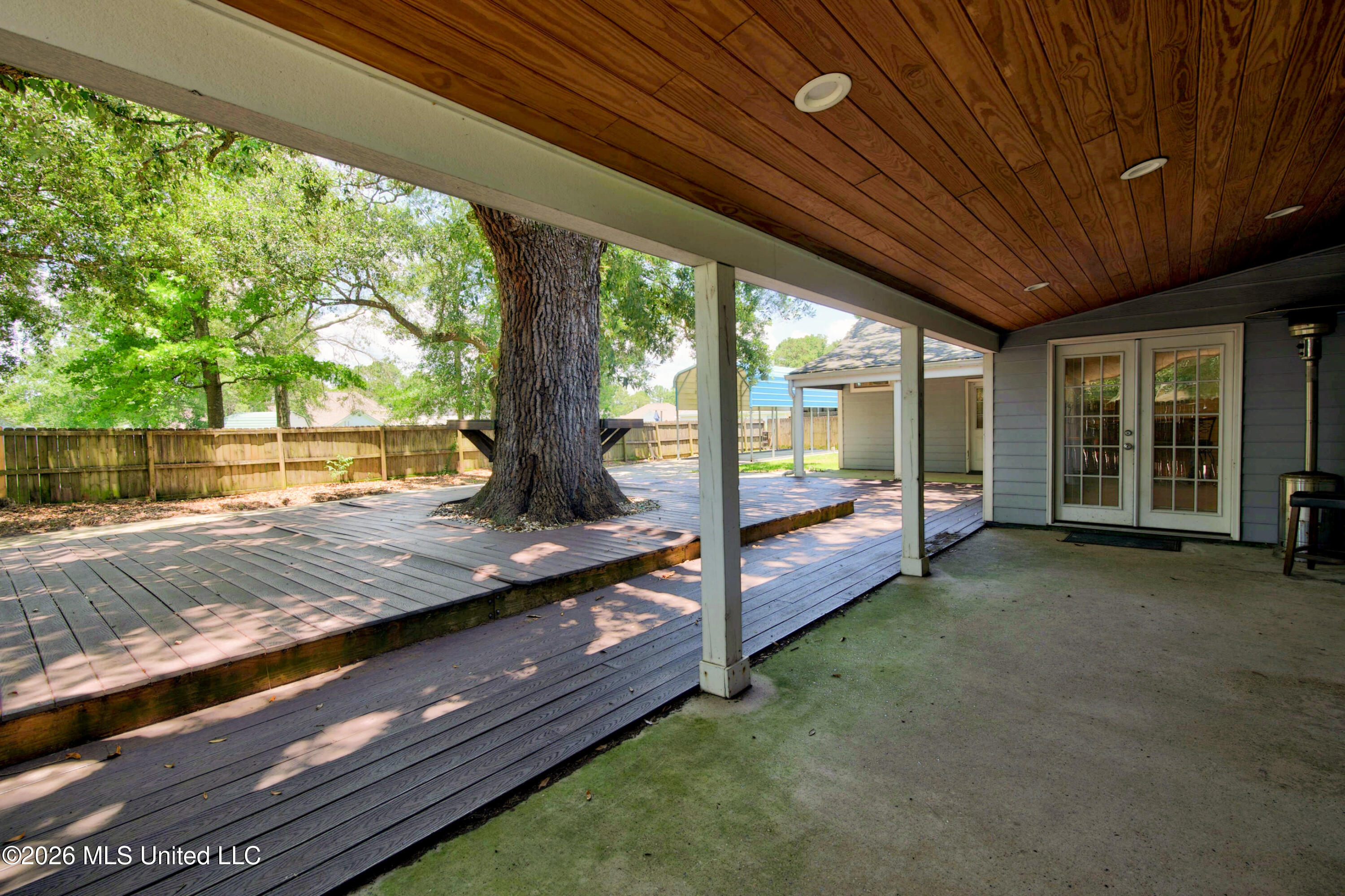 10415 Pin Oak Drive Property Photo 48