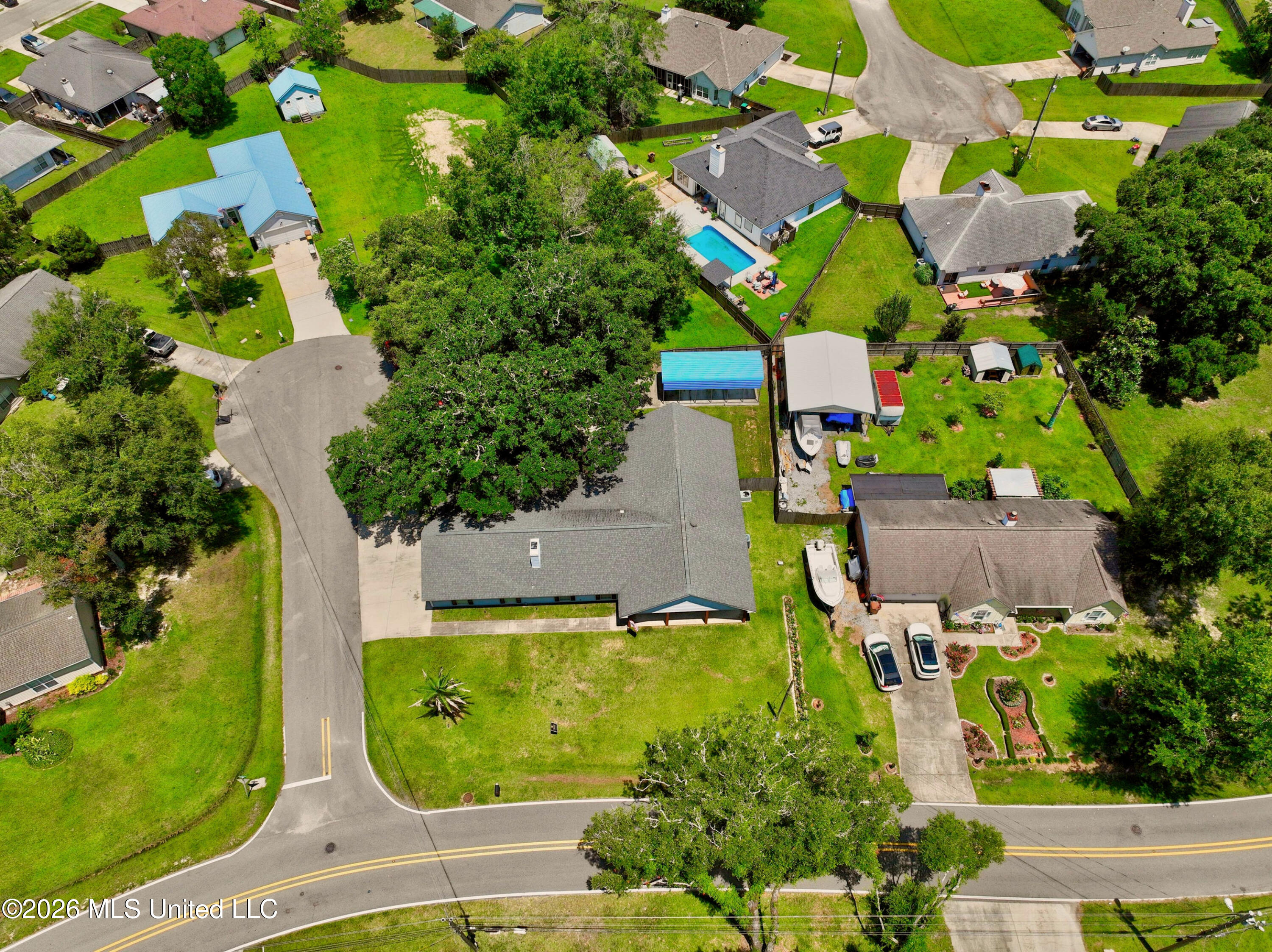 10415 Pin Oak Drive Property Photo 54
