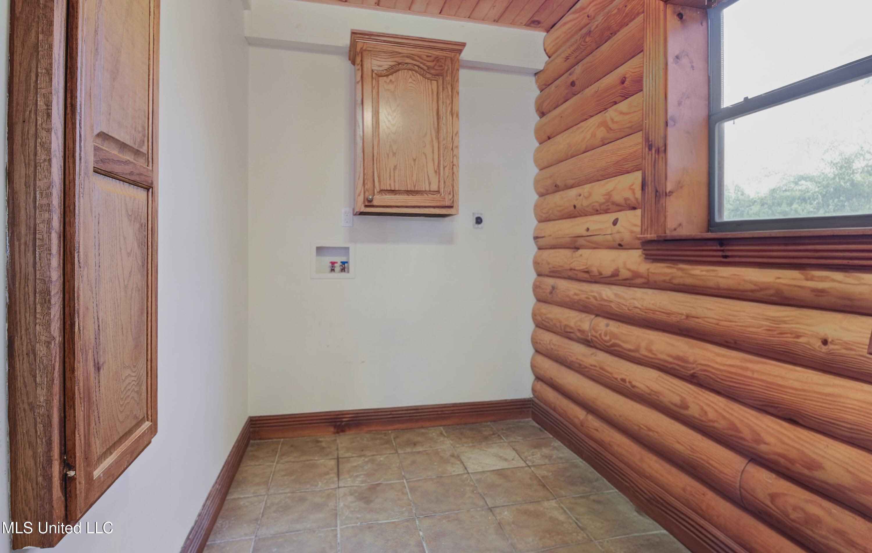 17542 Jones Lane Property Photo 14