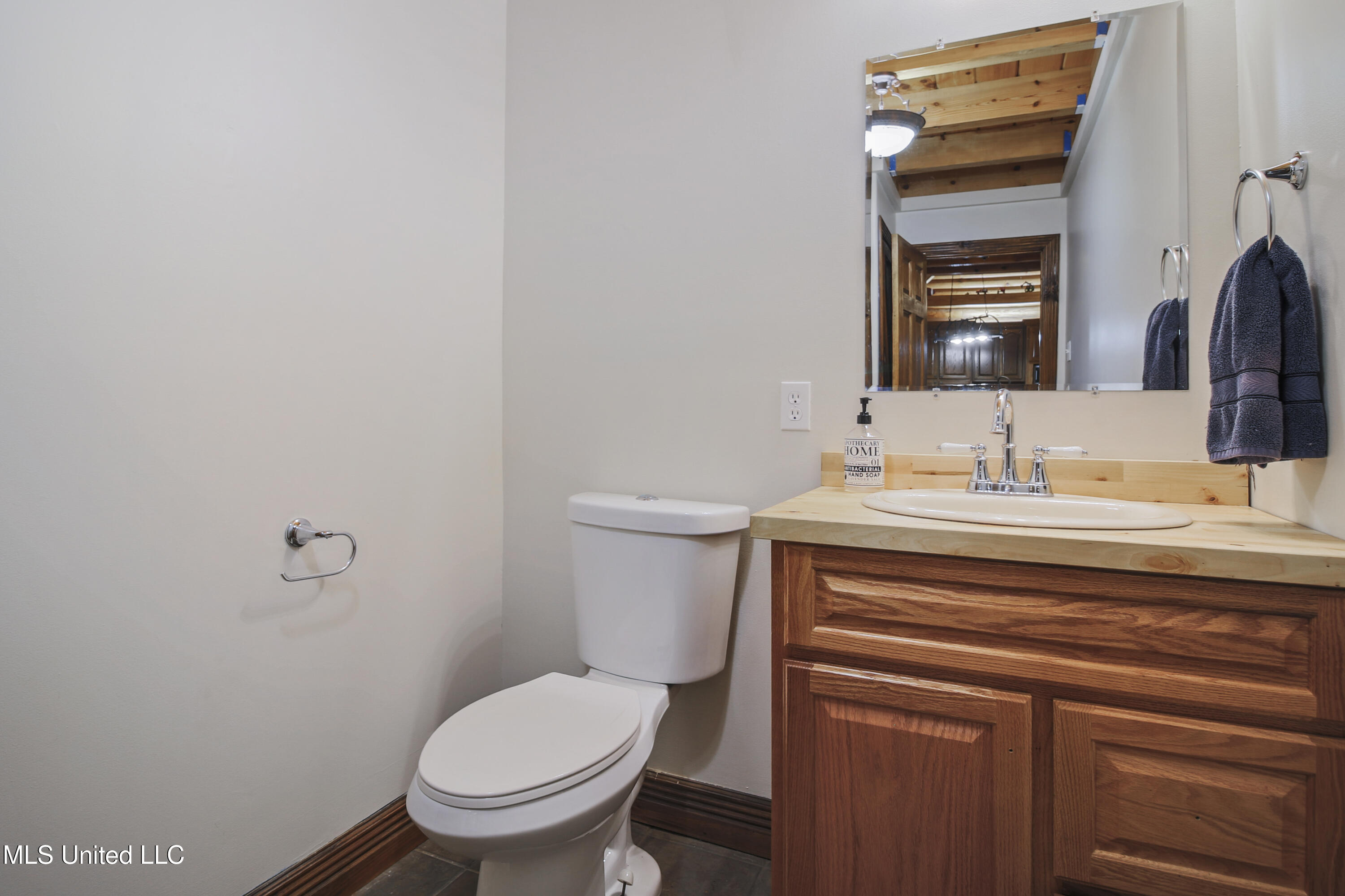 17542 Jones Lane Property Photo 16