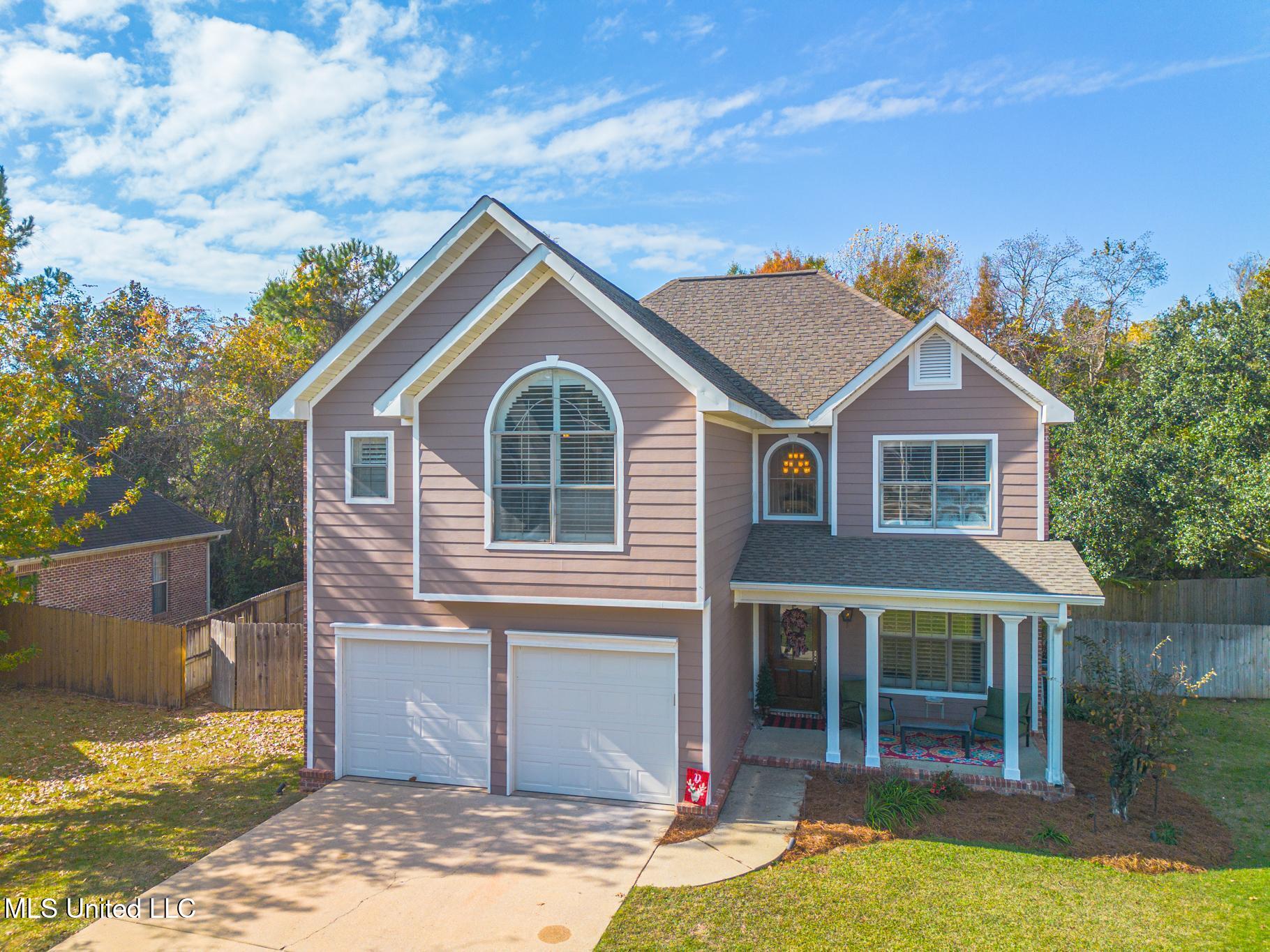 2022 Lantana Cove Property Photo 3