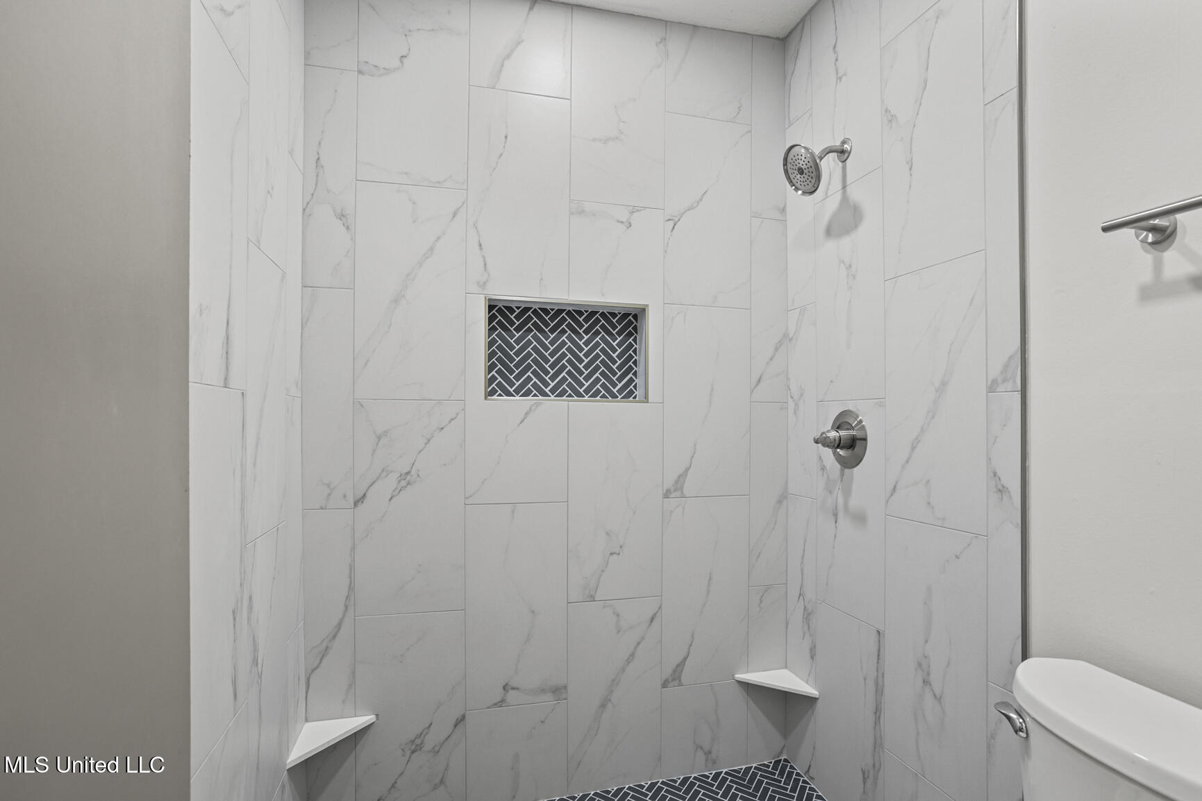 210 Haddon Circle Property Photo 22