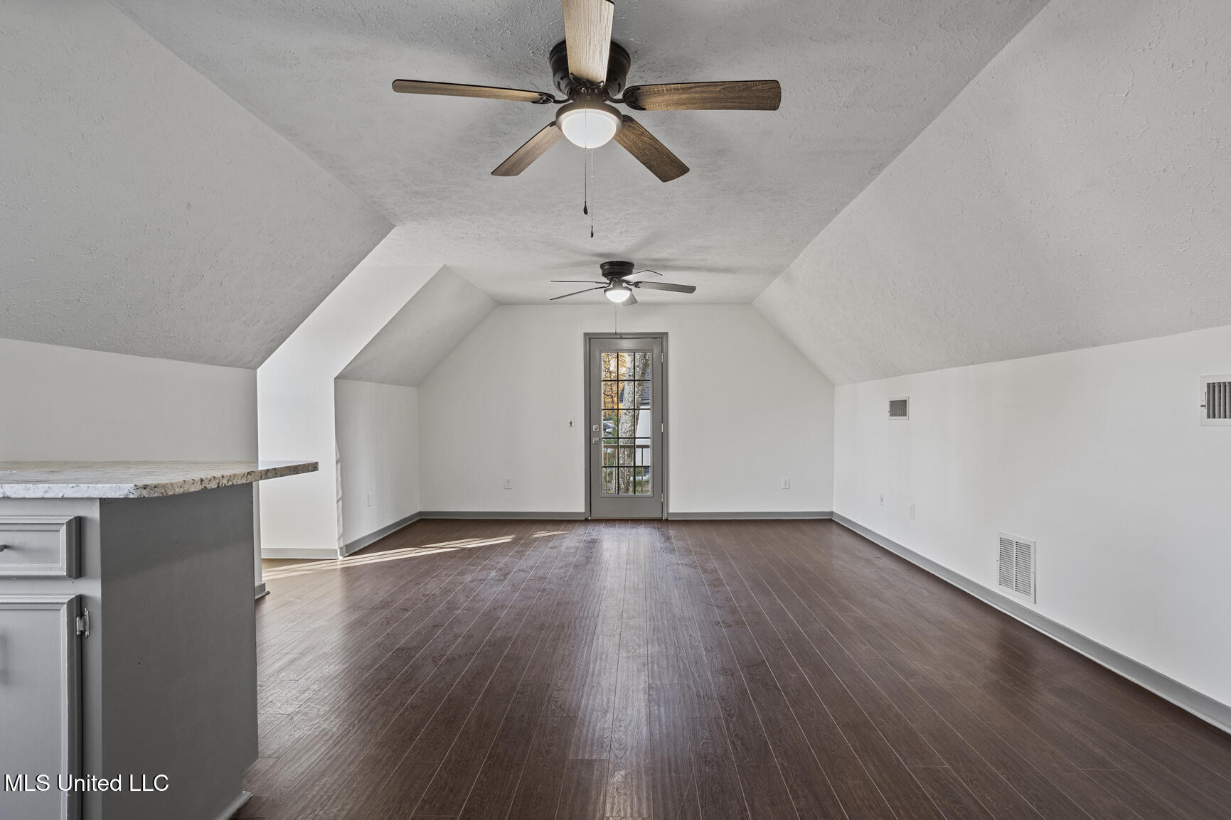 210 Haddon Circle Property Photo 27