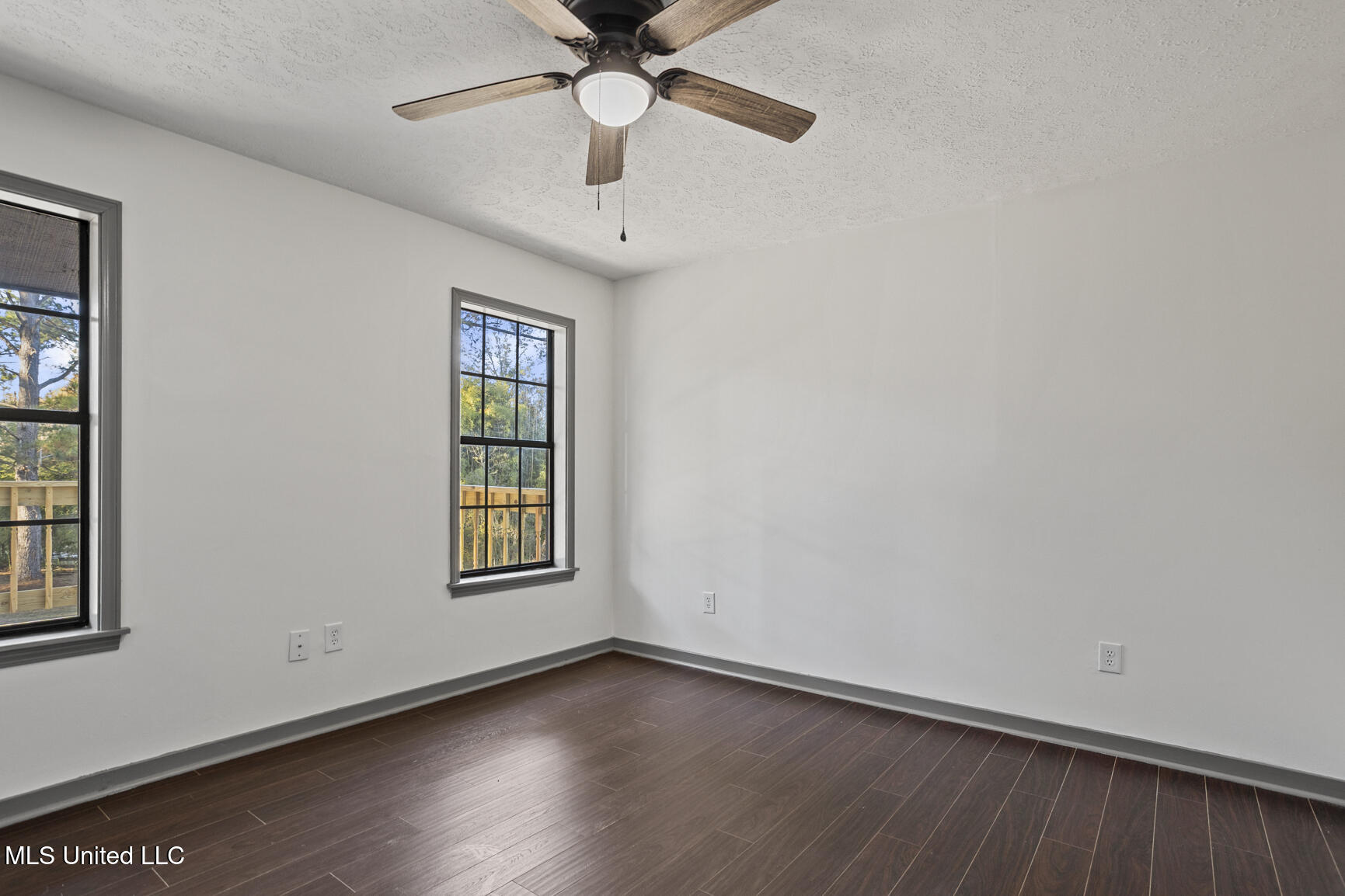 210 Haddon Circle Property Photo 30