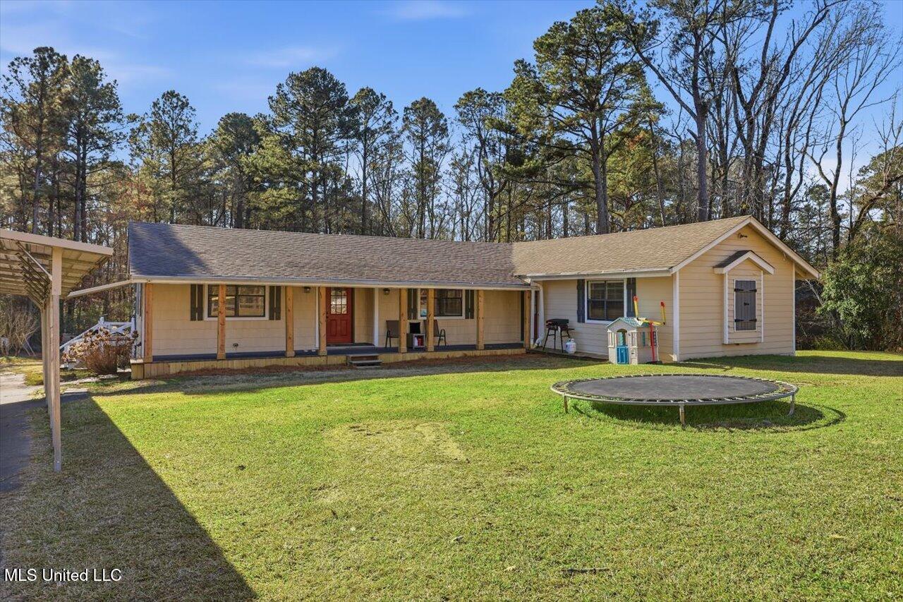 501 Pine Ridge Road Property Photo 3