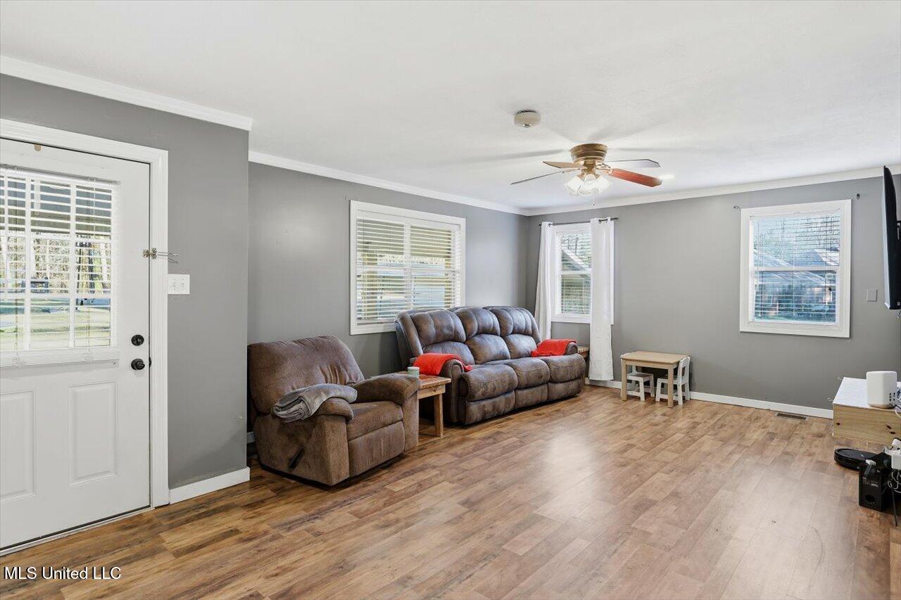 501 Pine Ridge Road Property Photo 8