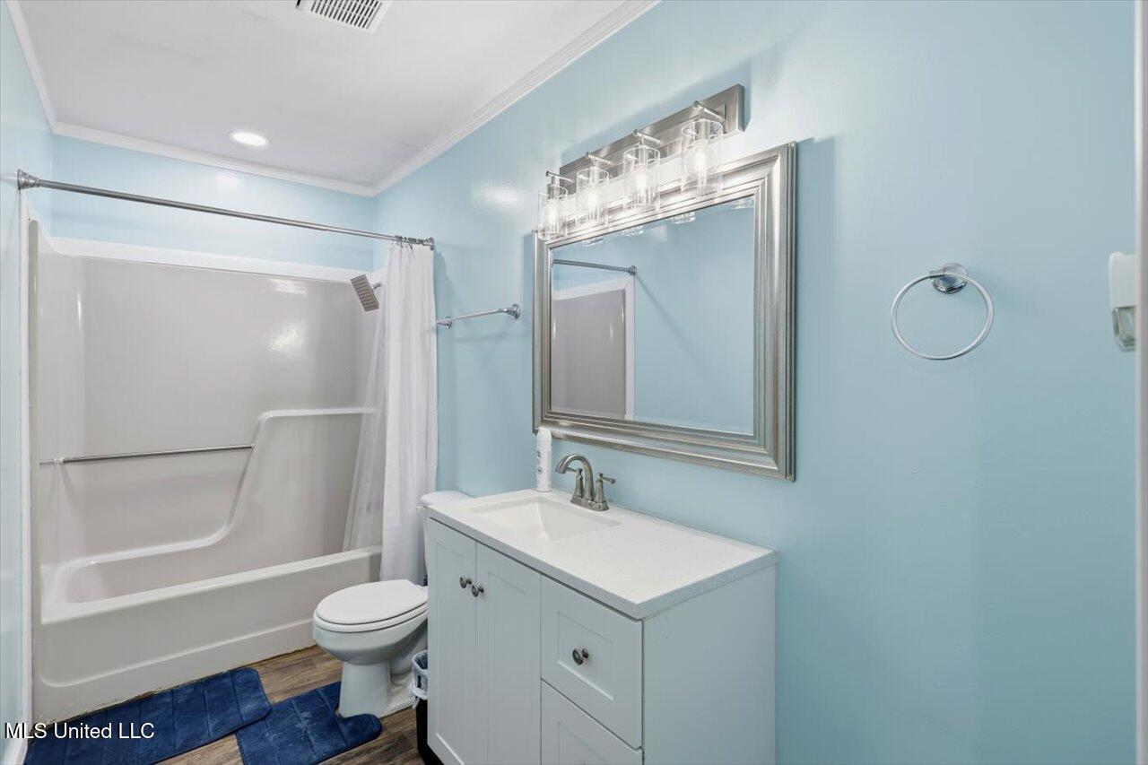 501 Pine Ridge Road Property Photo 22