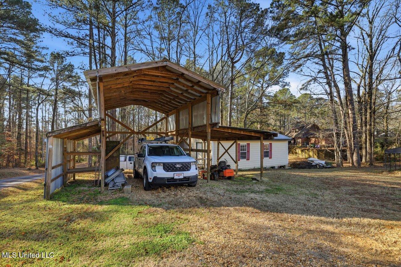 501 Pine Ridge Road Property Photo 31