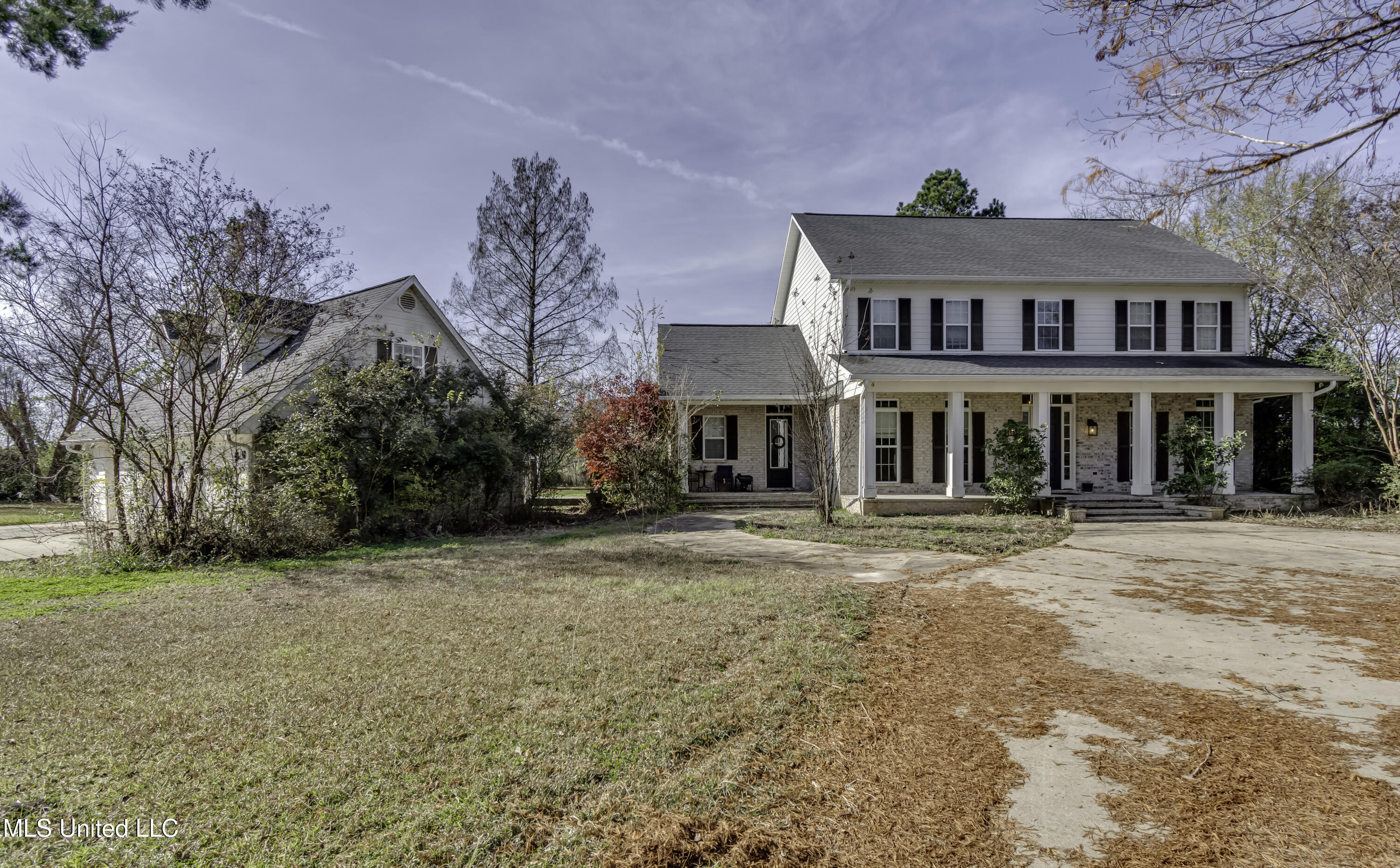4299 Tank Road Property Photo 1