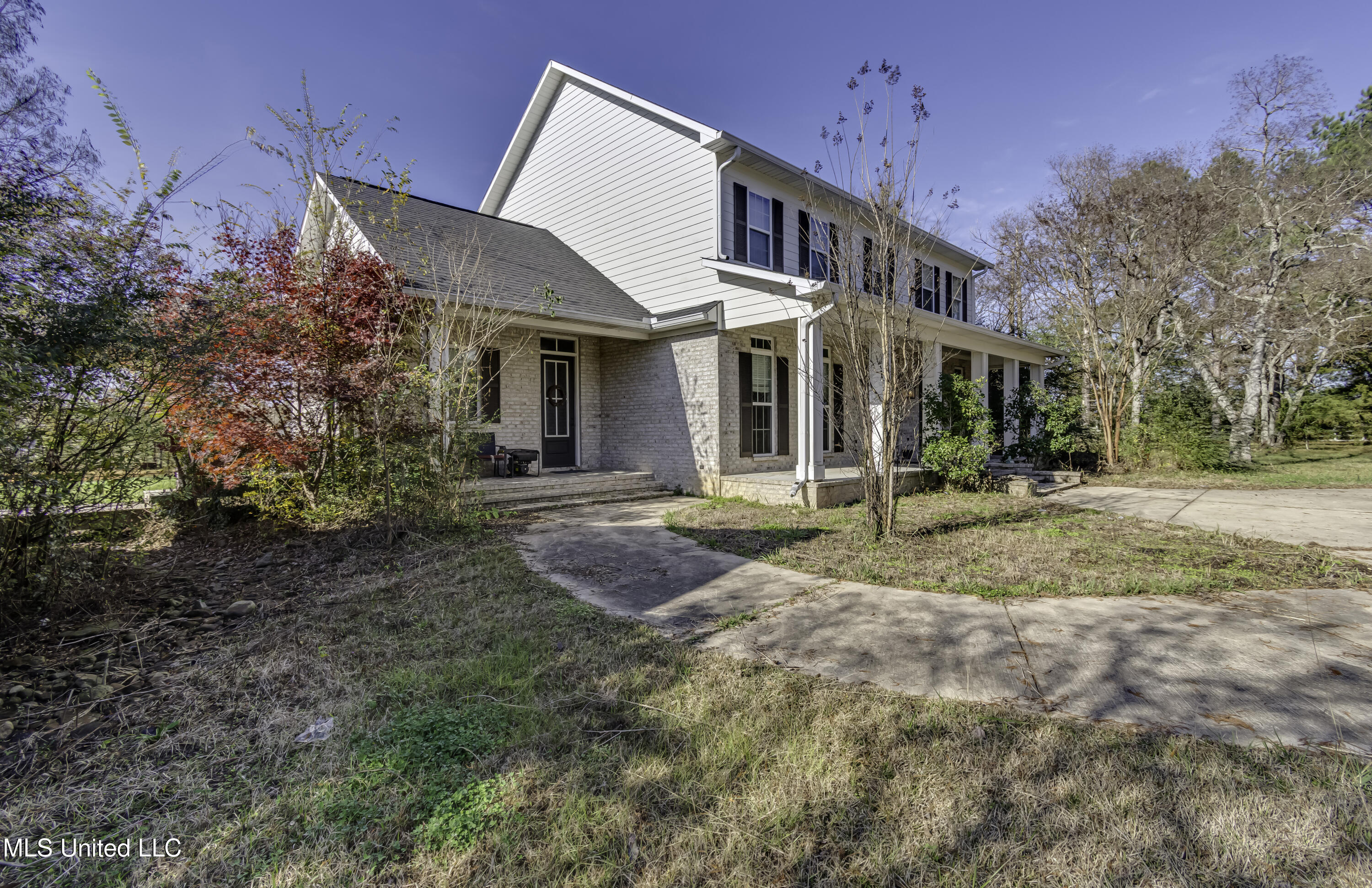 4299 Tank Road Property Photo 4