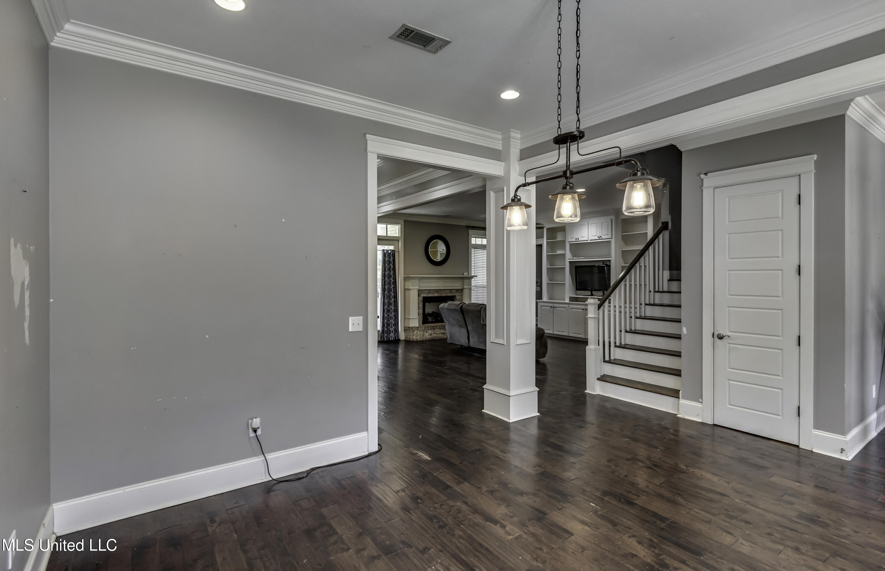 4299 Tank Road Property Photo 10