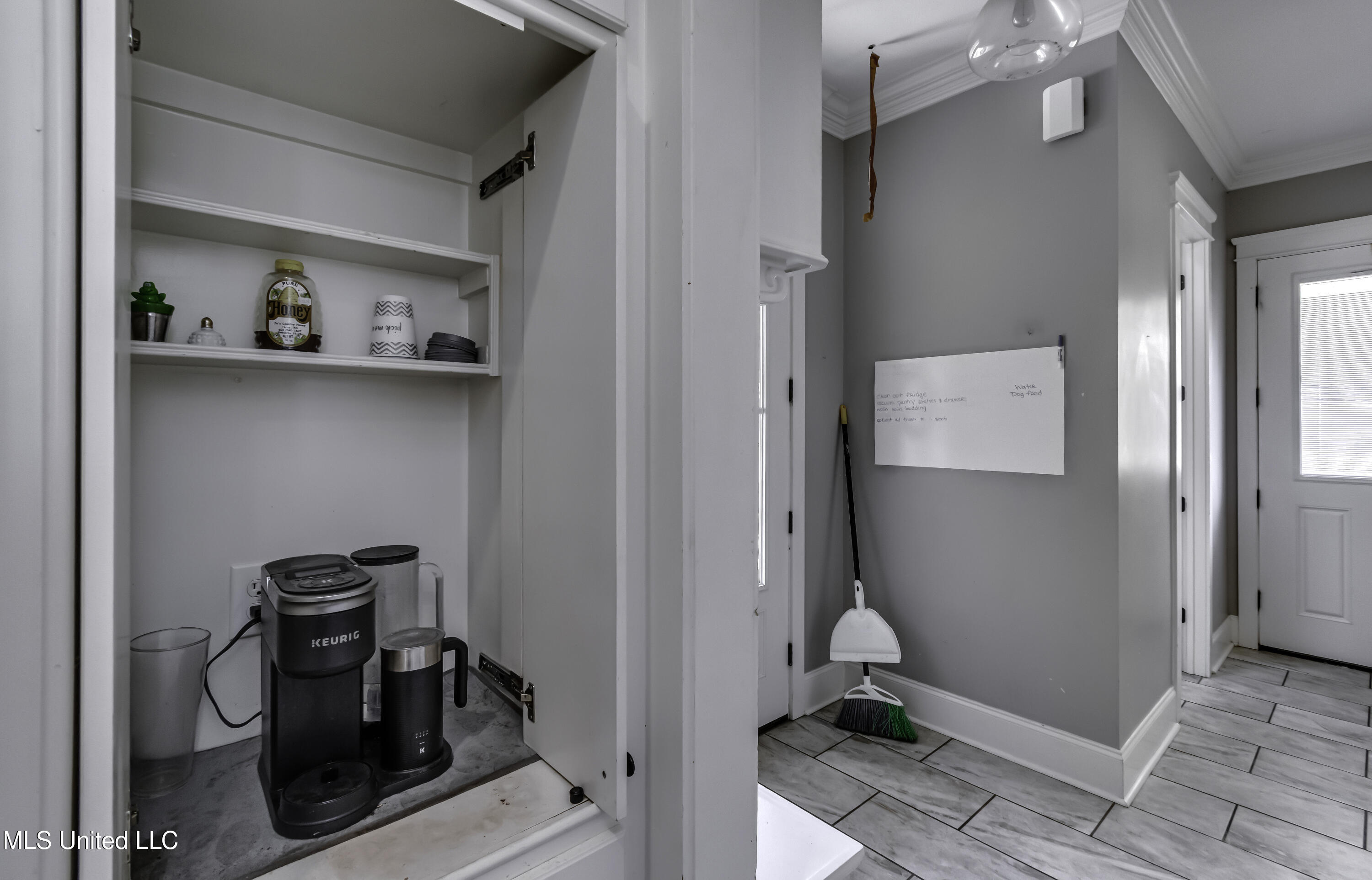 4299 Tank Road Property Photo 17