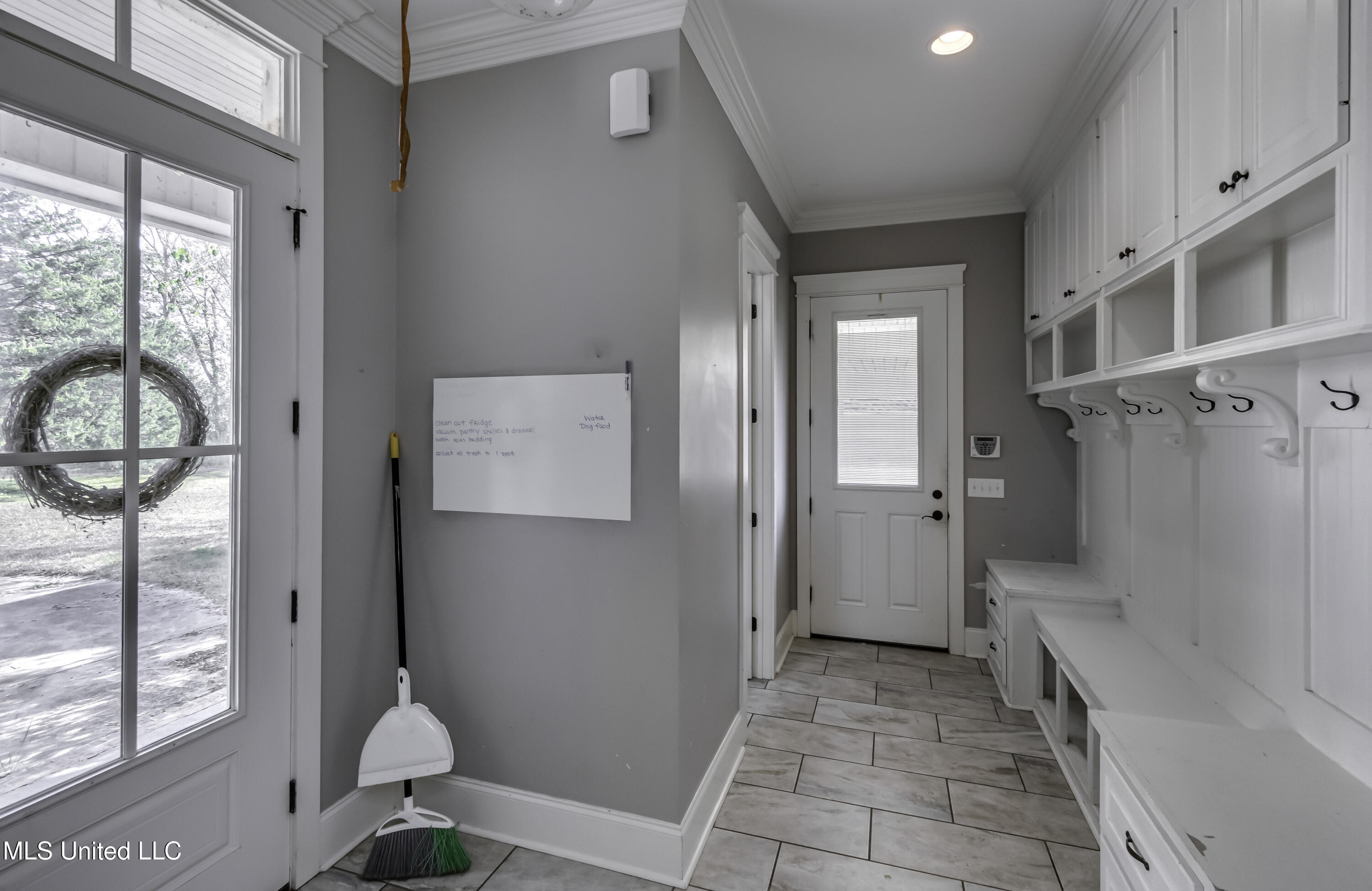 4299 Tank Road Property Photo 18