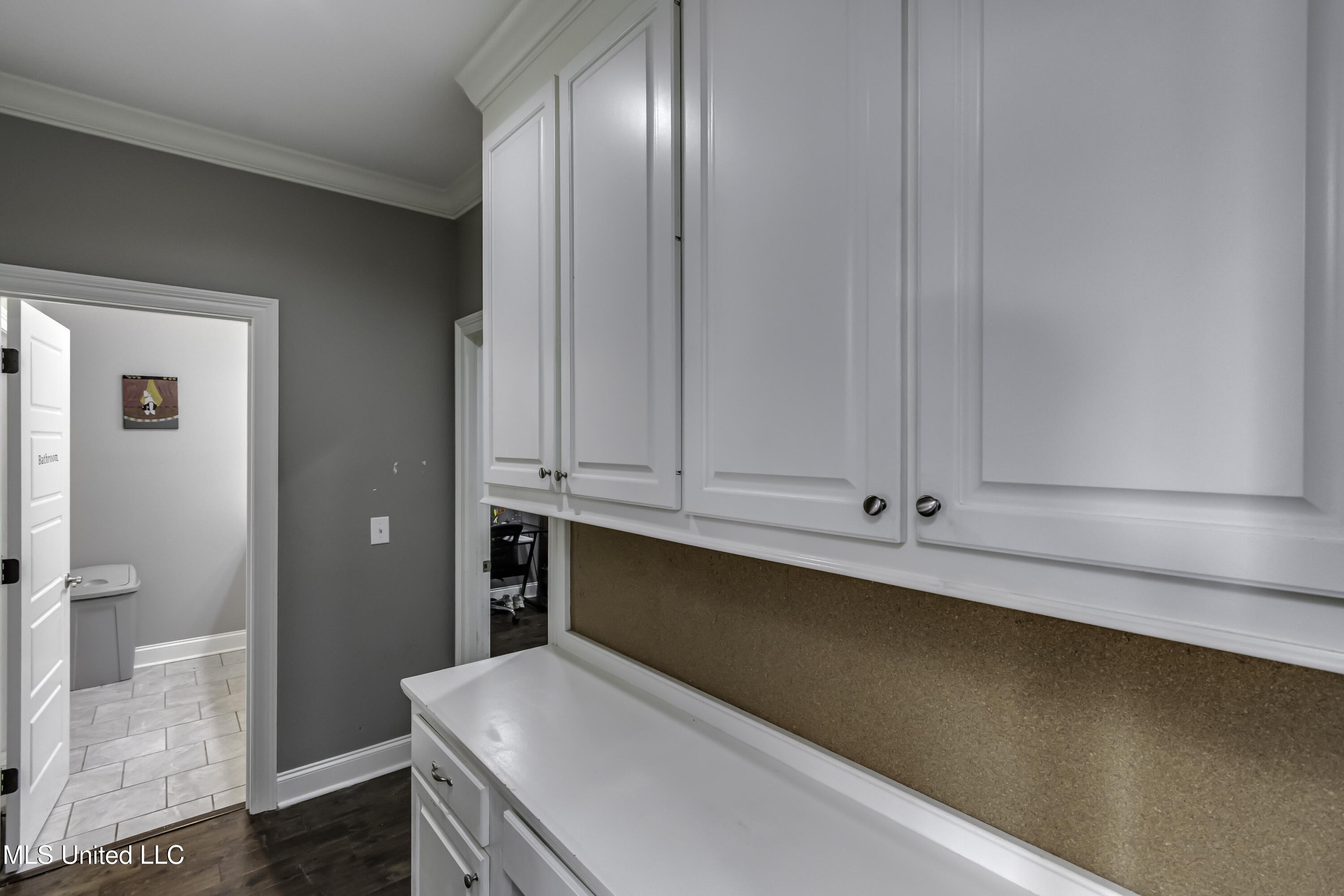 4299 Tank Road Property Photo 21