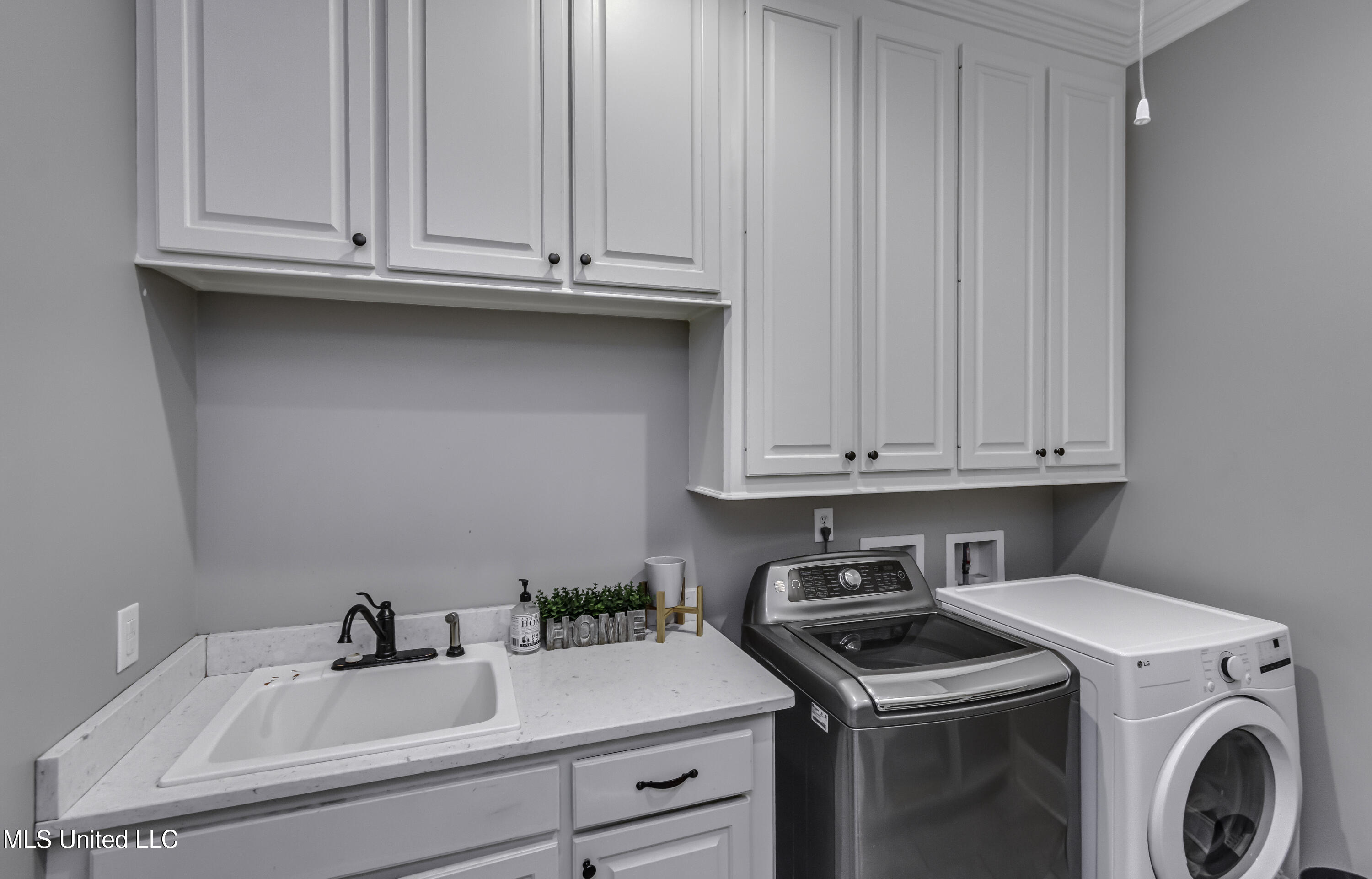 4299 Tank Road Property Photo 22