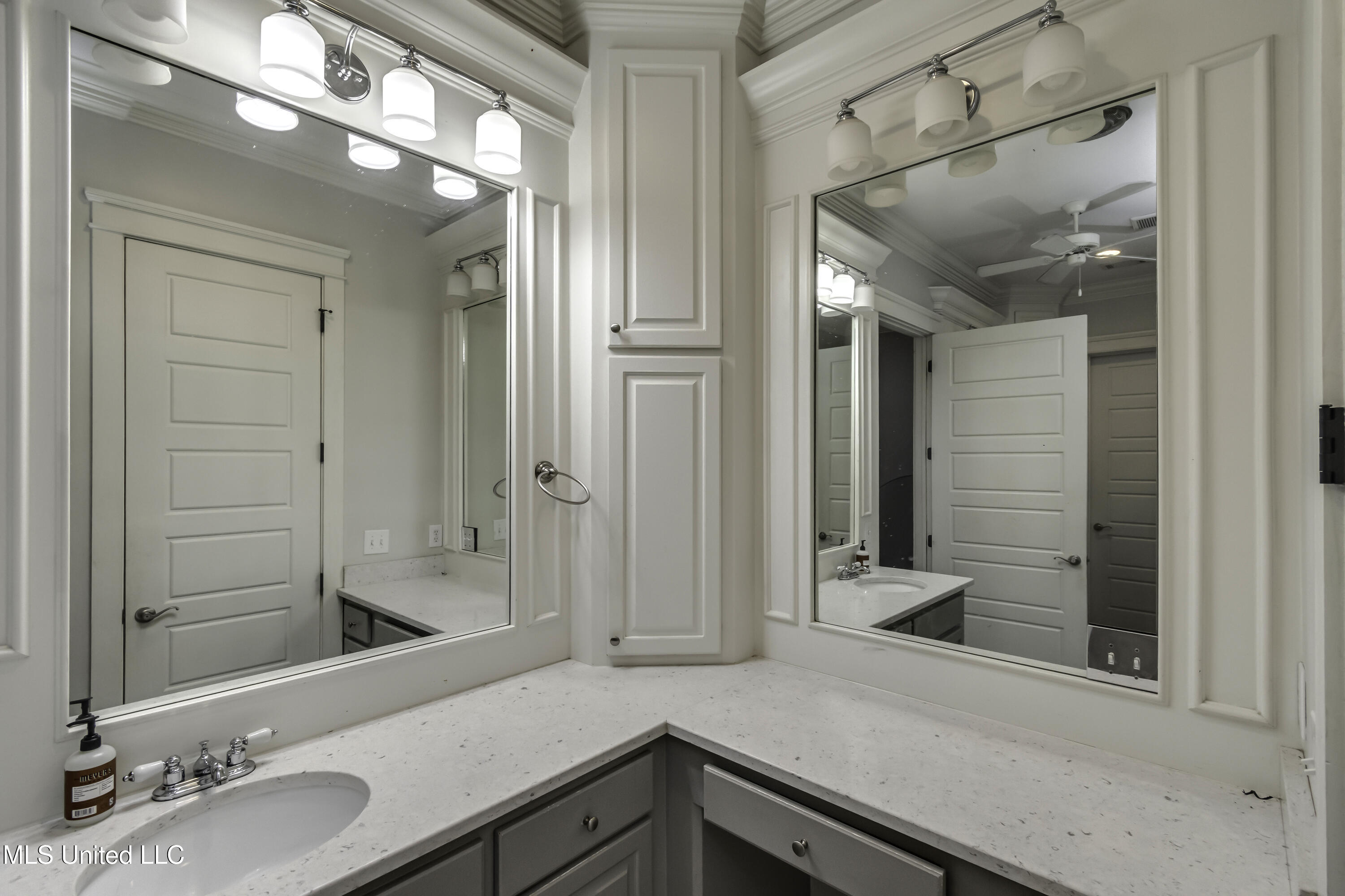 4299 Tank Road Property Photo 35
