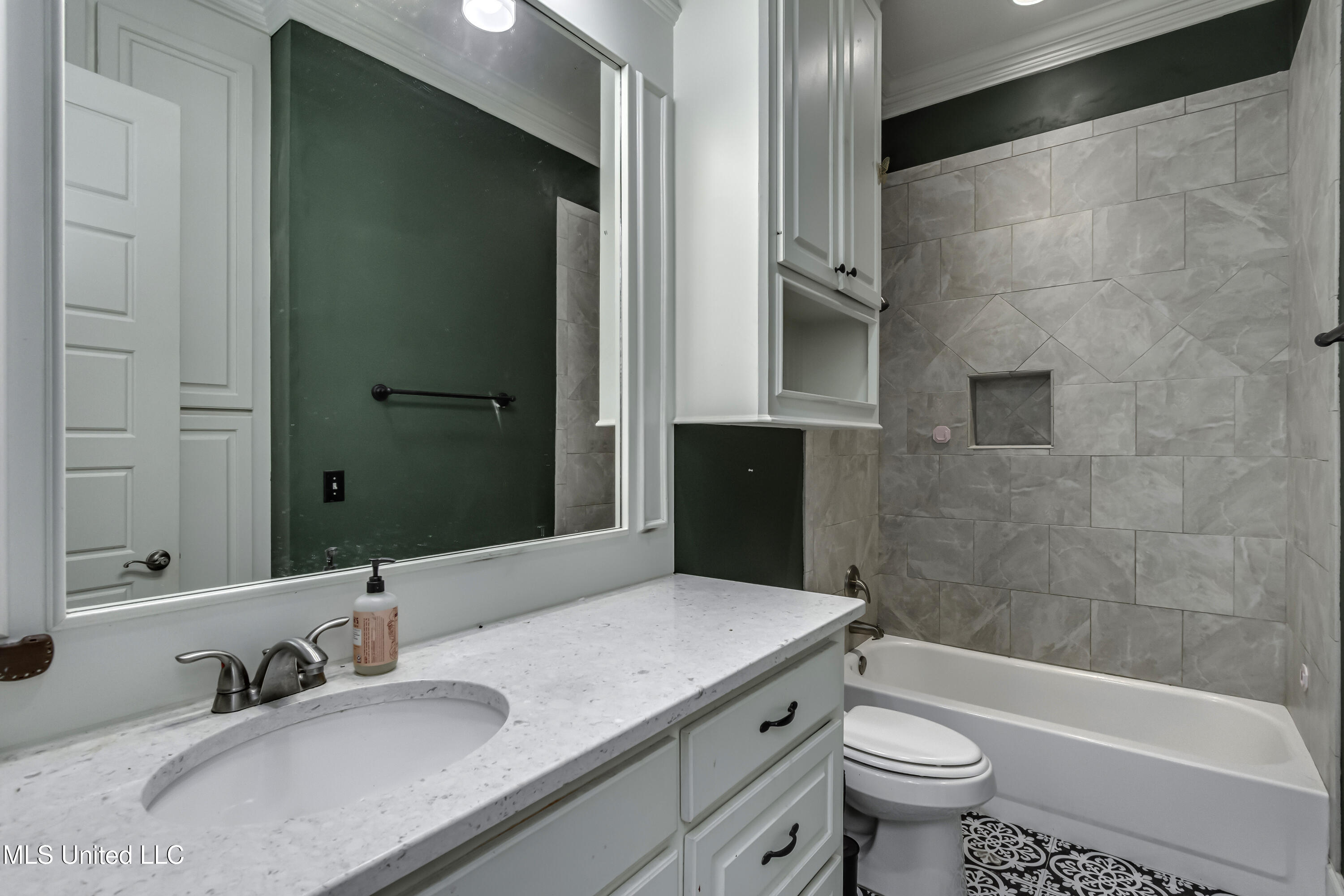 4299 Tank Road Property Photo 42