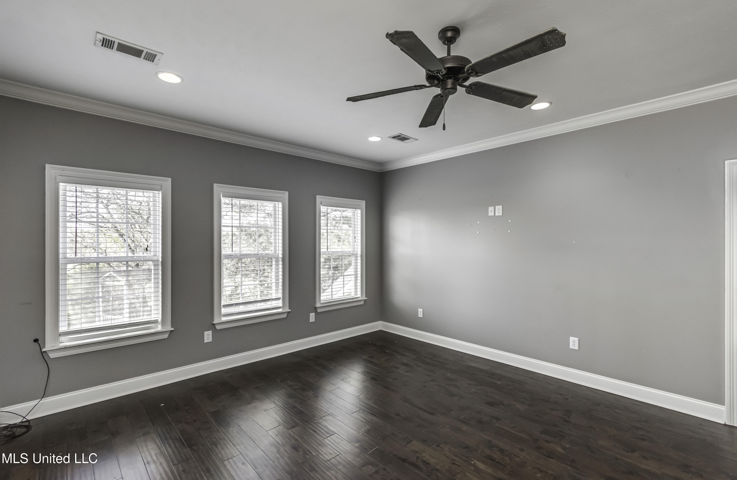 4299 Tank Road Property Photo 54