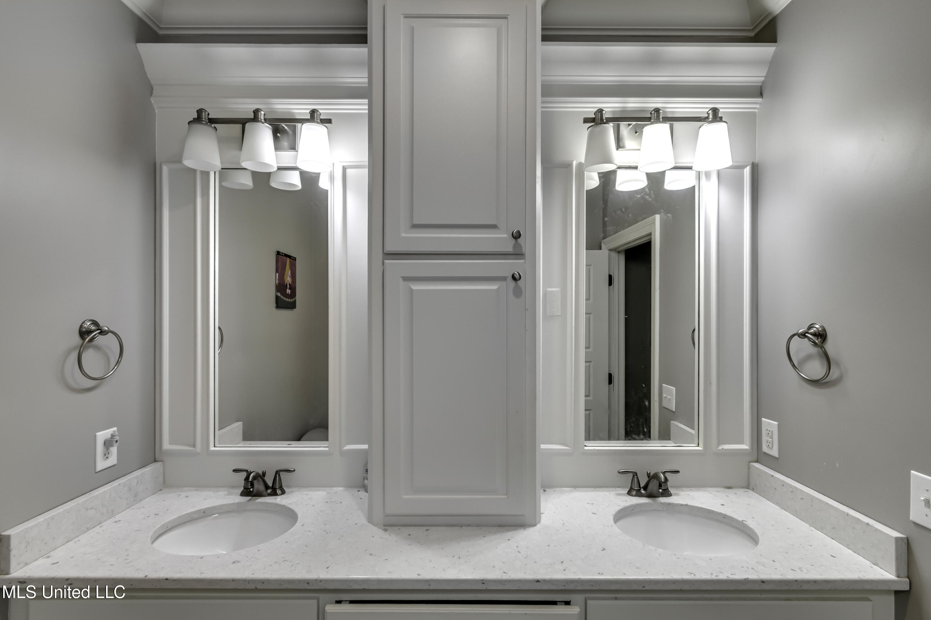 4299 Tank Road Property Photo 56